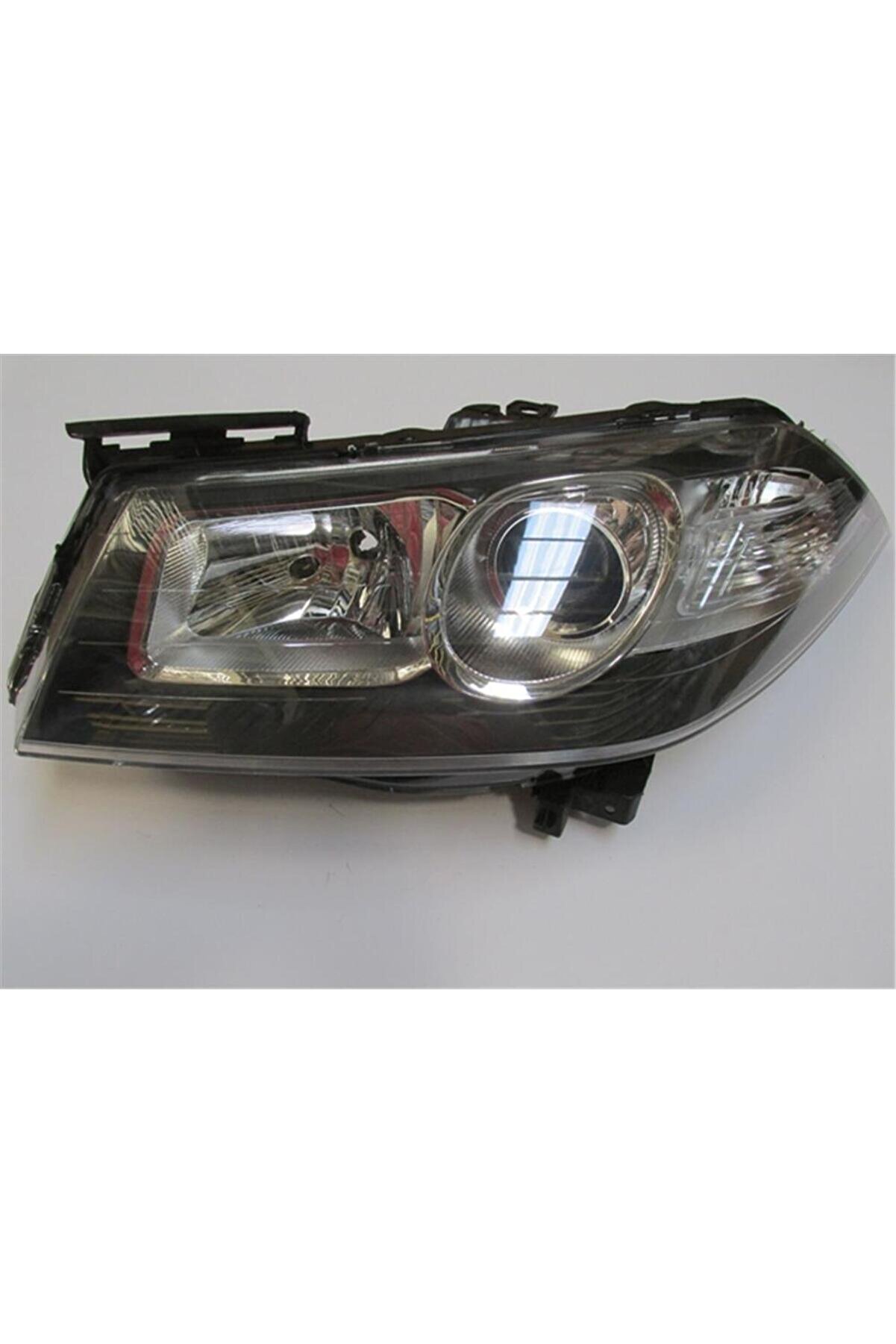 RENAULT MEGANE- 2- 07/09; FAR LAMBASI SOL TARAF ELEKTRİKLİ/MOTORSUZ 5 FİŞLİ MERCEKLİ MAKYAJLI AYFAR