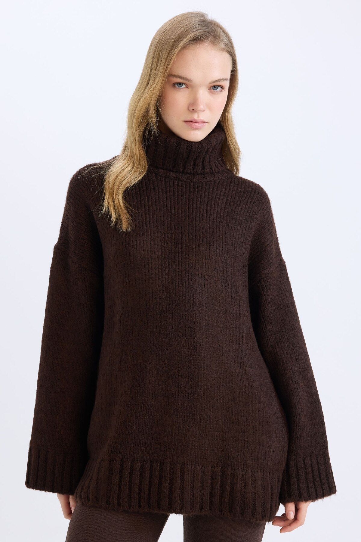 Defacto Oversize Geniş Kalıp Balıkçı Yaka Basic Düz Triko Kazak Tunik A6445AX24CW
