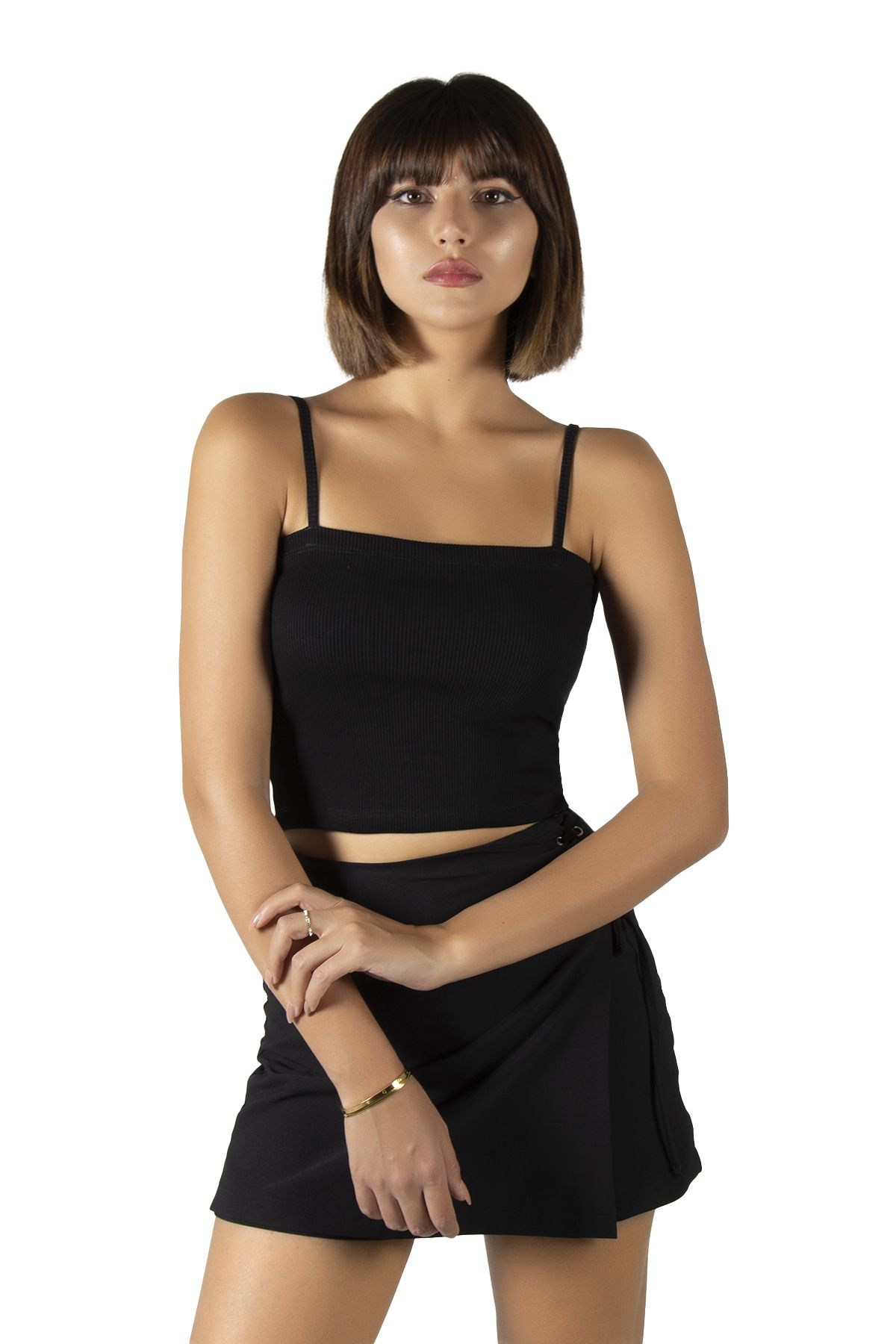 VEAVEN Siyah İp Askılı Fitted/Vücuda Oturan Fitilli Crop Top Atlet
