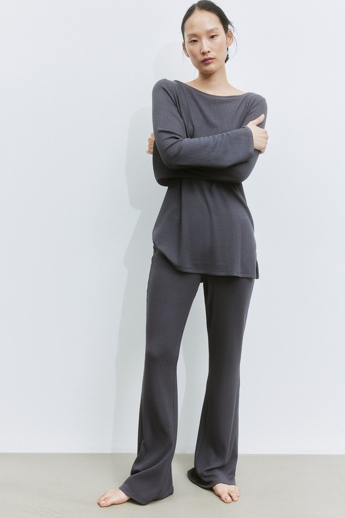 H&M İspanyol Paça Pantolon