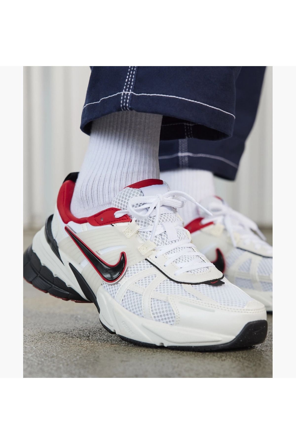 Nike V2K Run Metallic Summit White Red