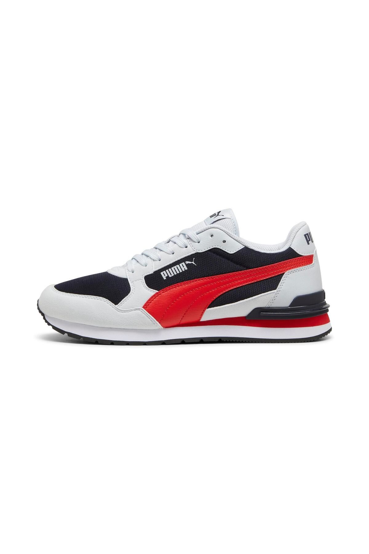 Puma ST Runner v4 Mesh Sneaker