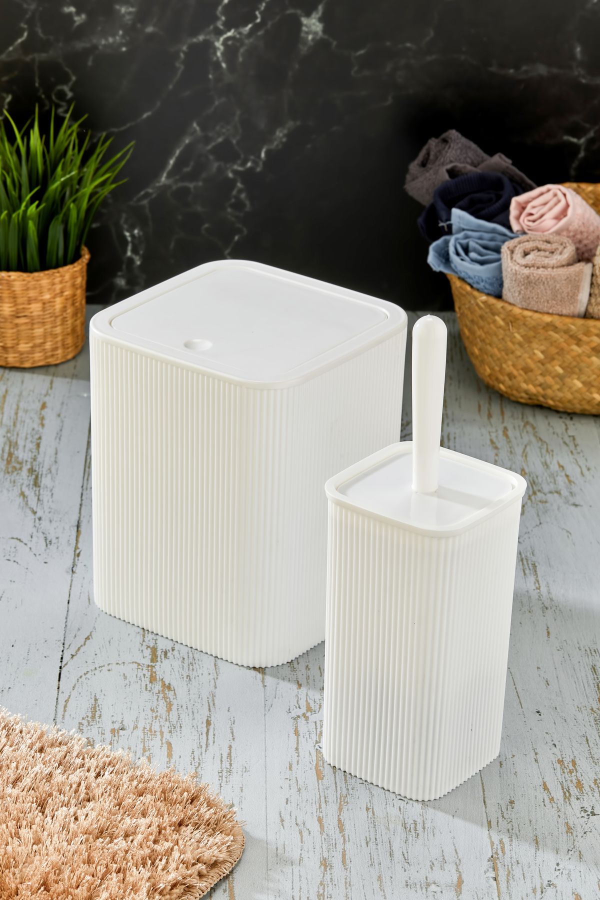 Homie Line 2 Parça Kare Banyo Seti - Çöp Kovası WC Fırçası Set