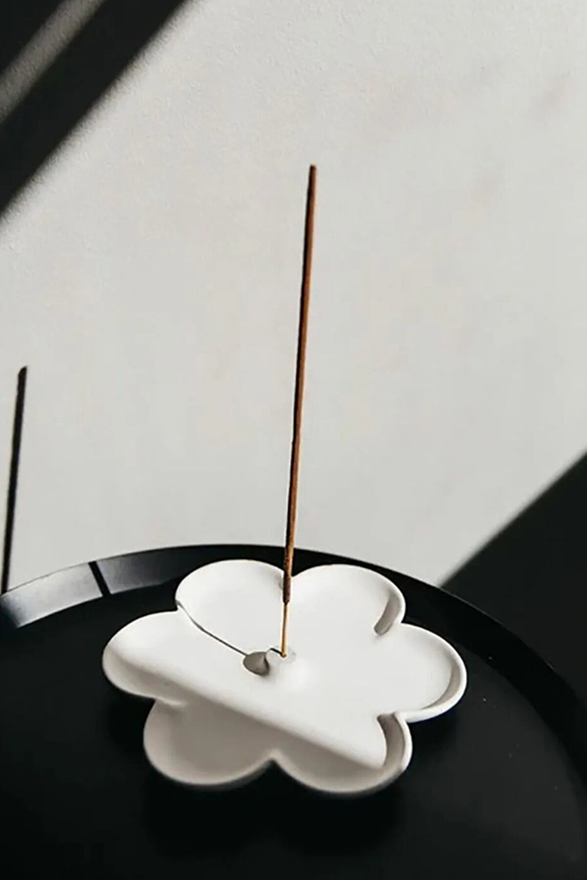 OrdoVeni Dekoratif Papatya Çubuk Tütsülük - Oda Kokusu ve Stili Birleştiriyor