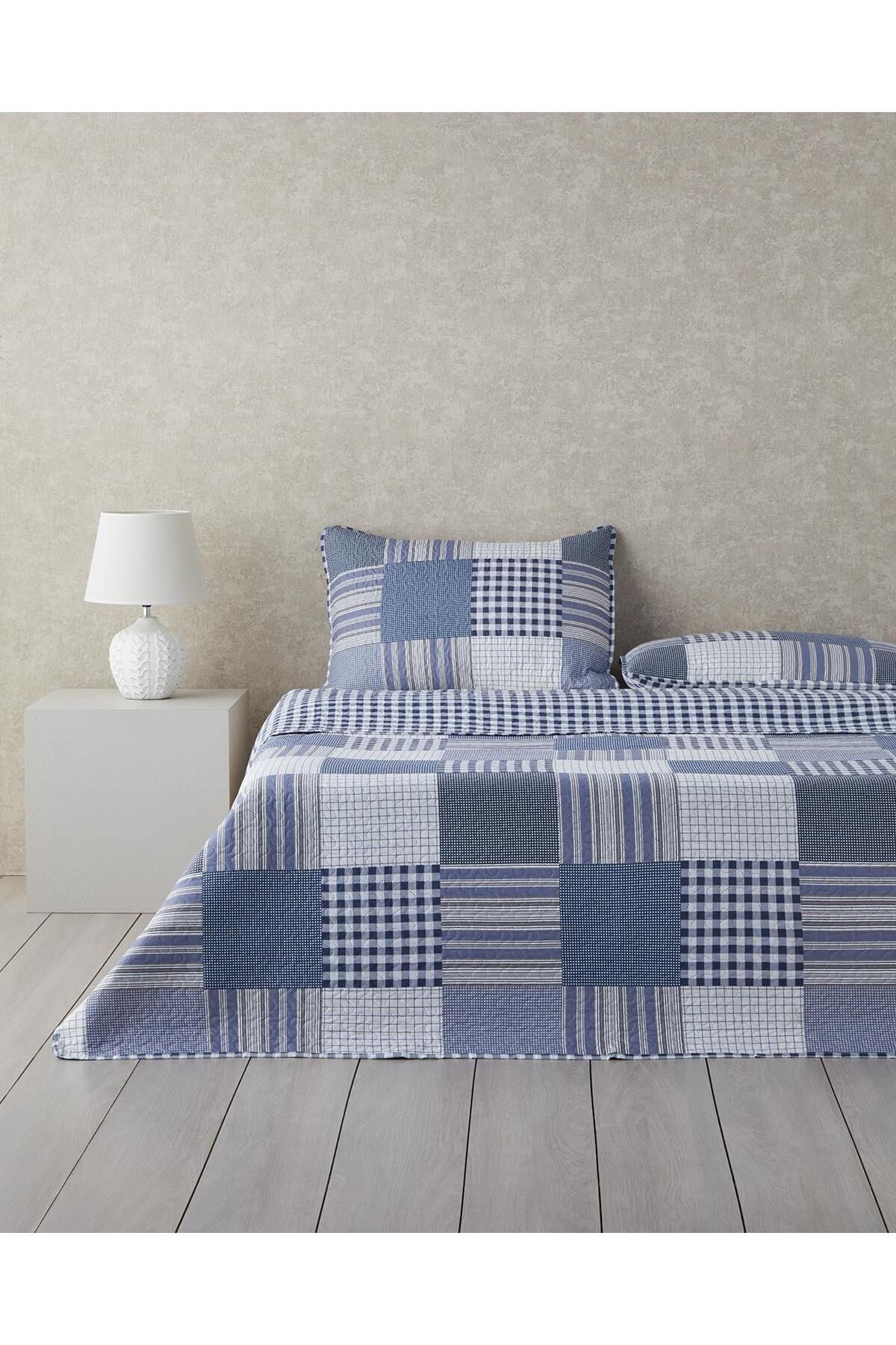 English Home Patch Frame Çok Amaçlı Tek Kişilik Yatak Örtüsü Takımı 160x220 cm Mavi
