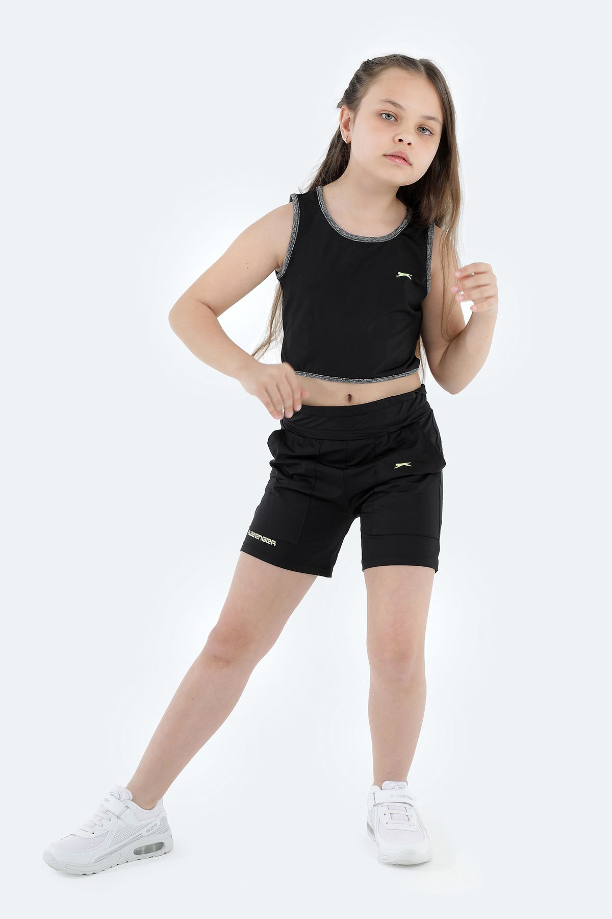 Slazenger Devaraj Kız Çocuk Şort Siyah