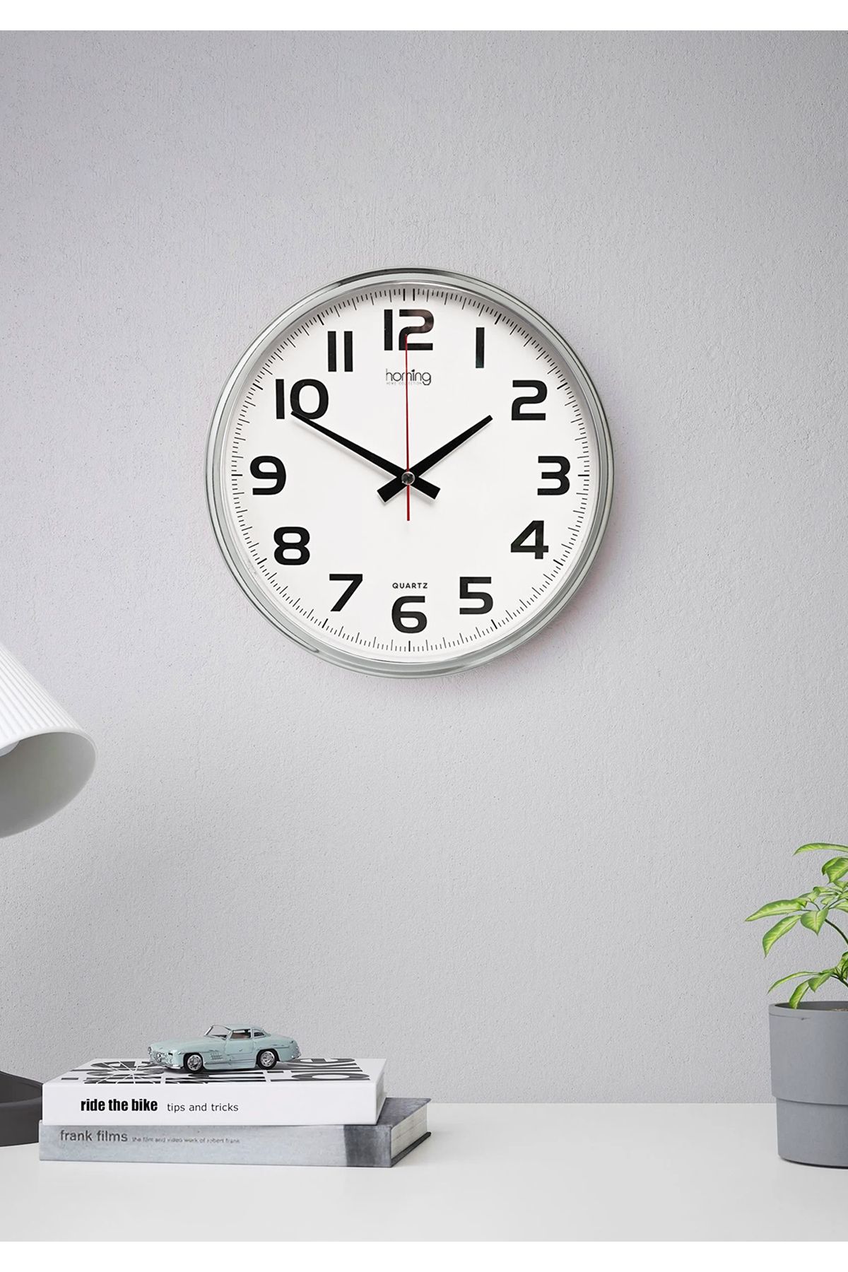 HOMİNG Homing Krom Renk Çerçeveli Duvar Saati 28 cm 241865