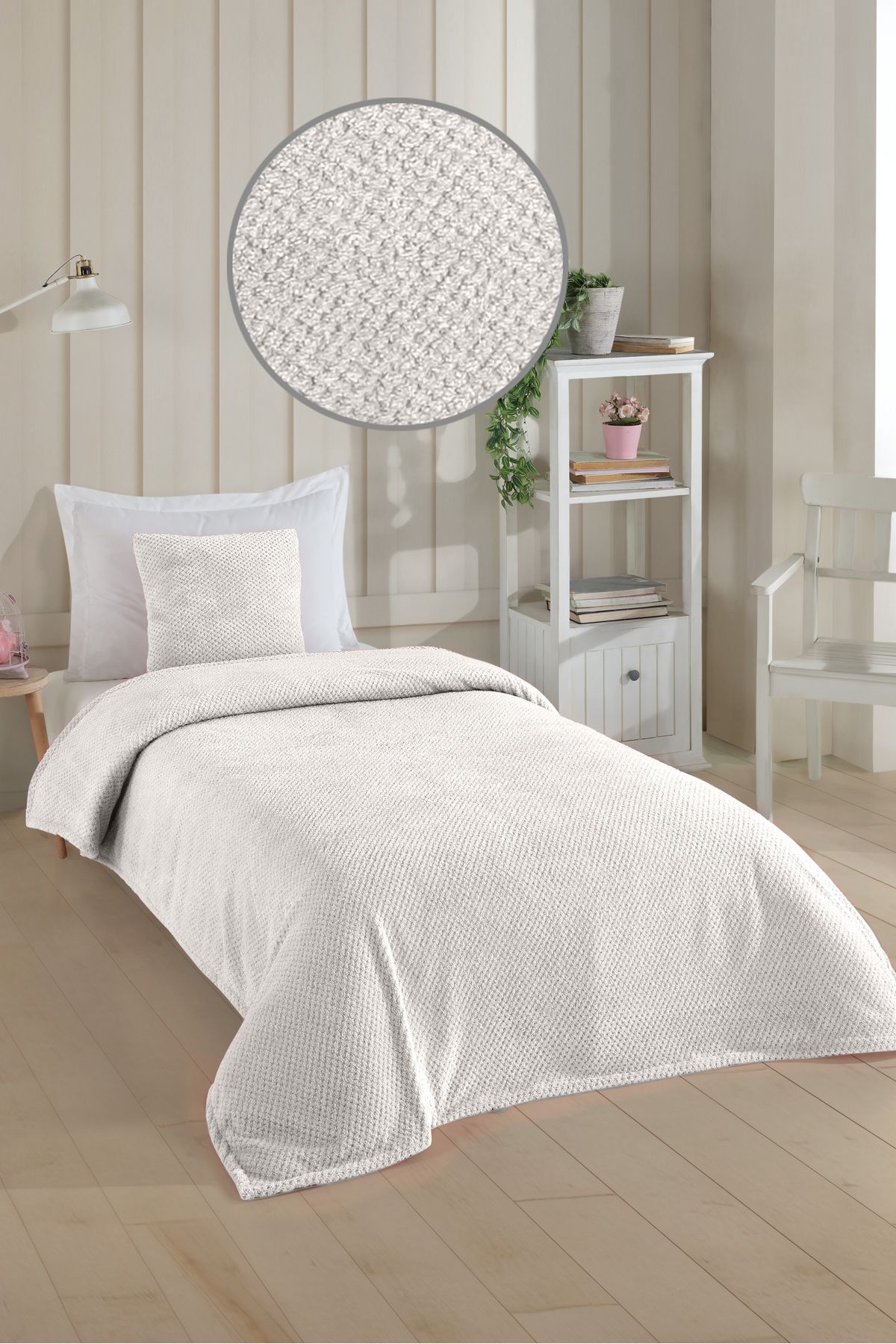 LADYNİL Wellsoft Tek Kişilik Yatak Örtüsü Ve Battaniyesi . 150 X 220cm 1 Adet Kırlent Kılıfı 45x45cm Ekru