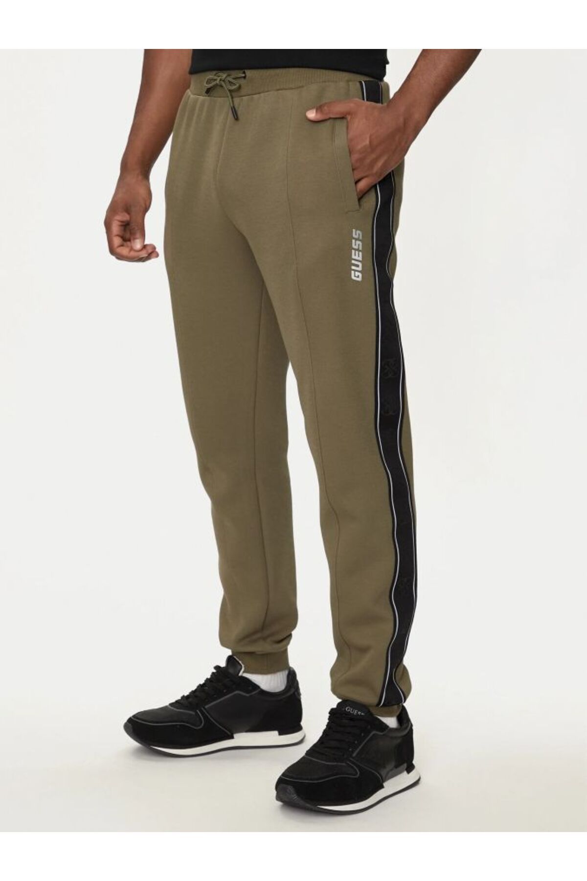 Guess Yanı Logolu Jogger Pantolon