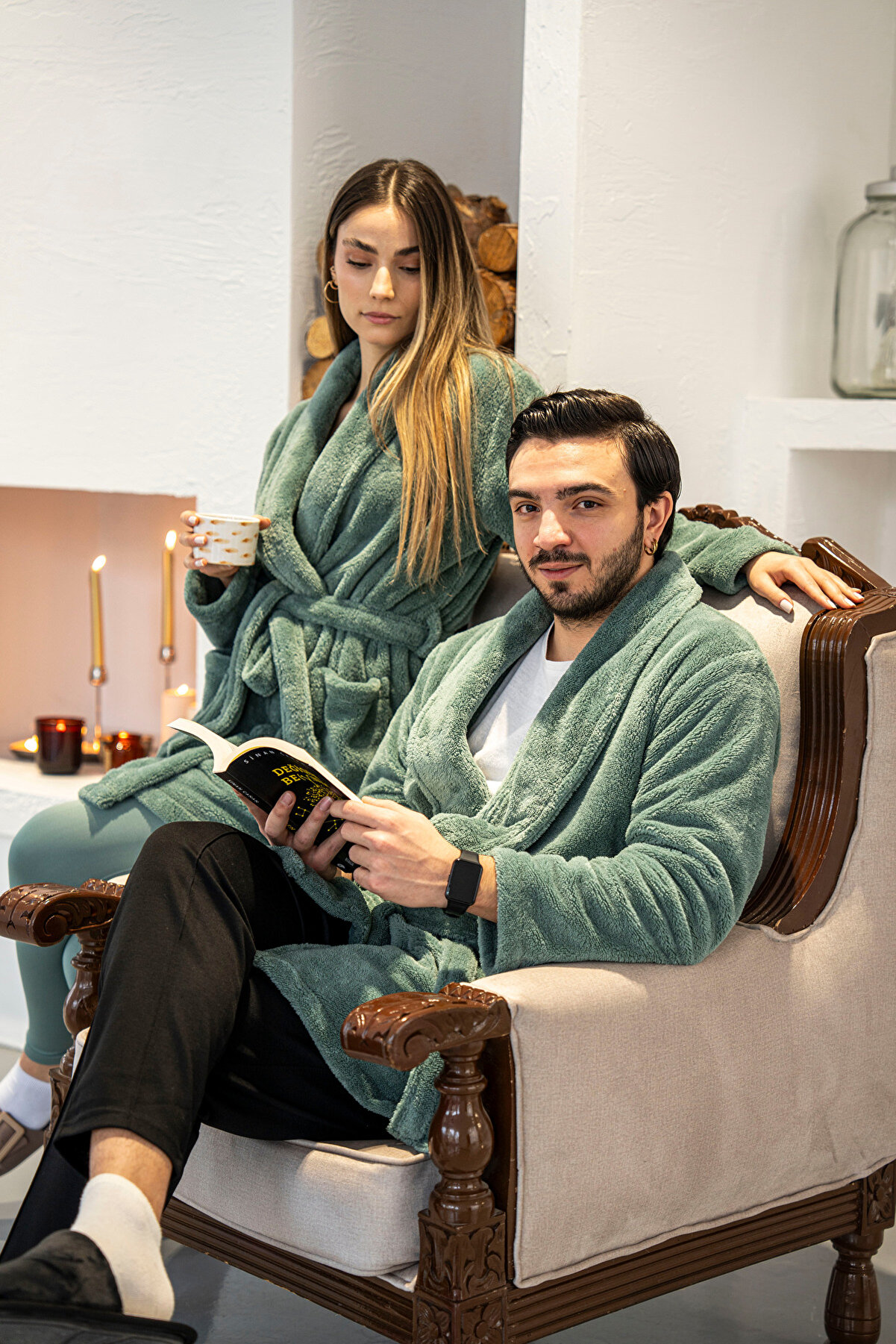 FEELAMORE Wellsoft Unisex Sabahlık: Yüksek Kaliteli Pelüş ile Rahatlık ve Şıklık