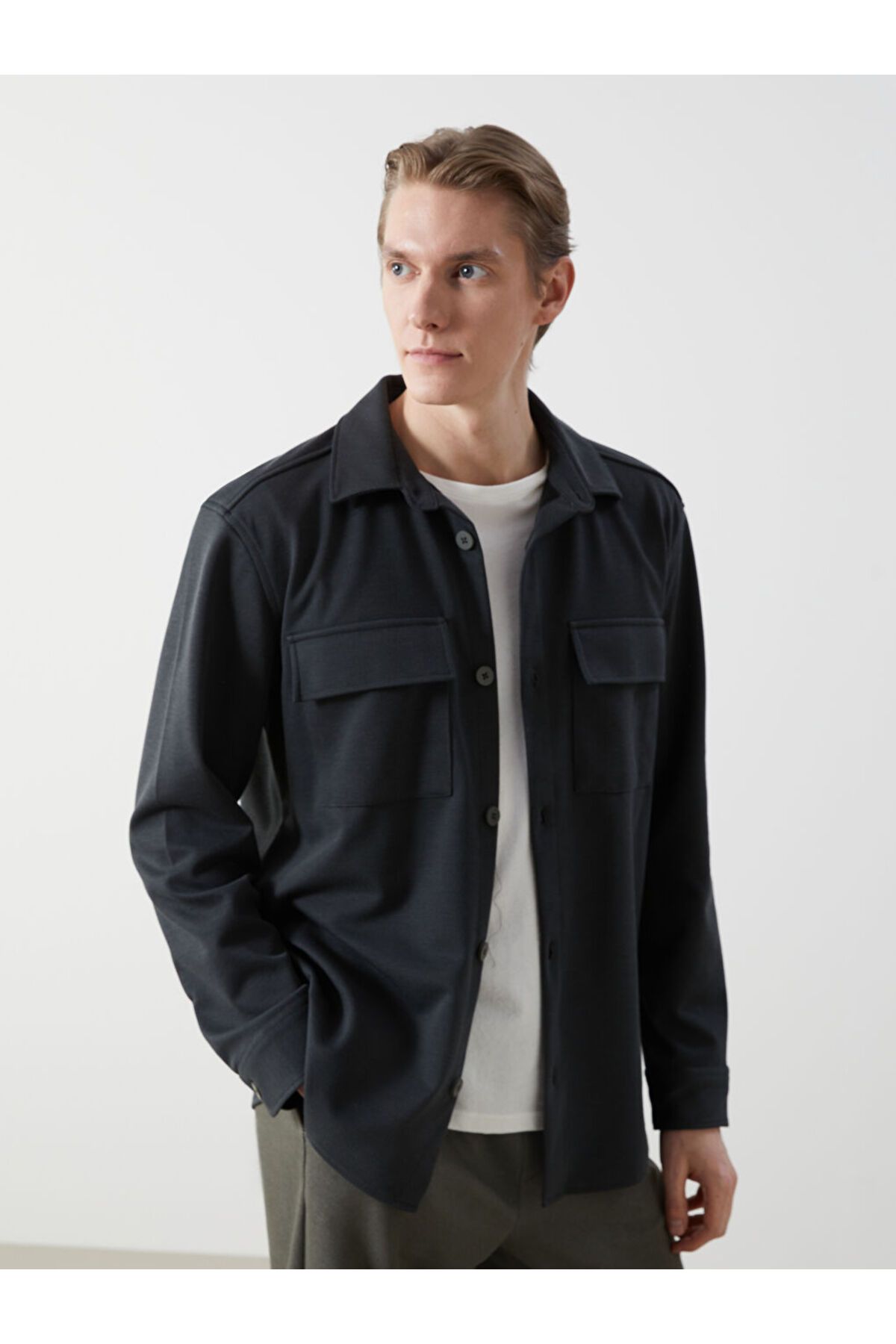 LC Waikiki Regular Fit Uzun Kollu Erkek Gömlek Ceket