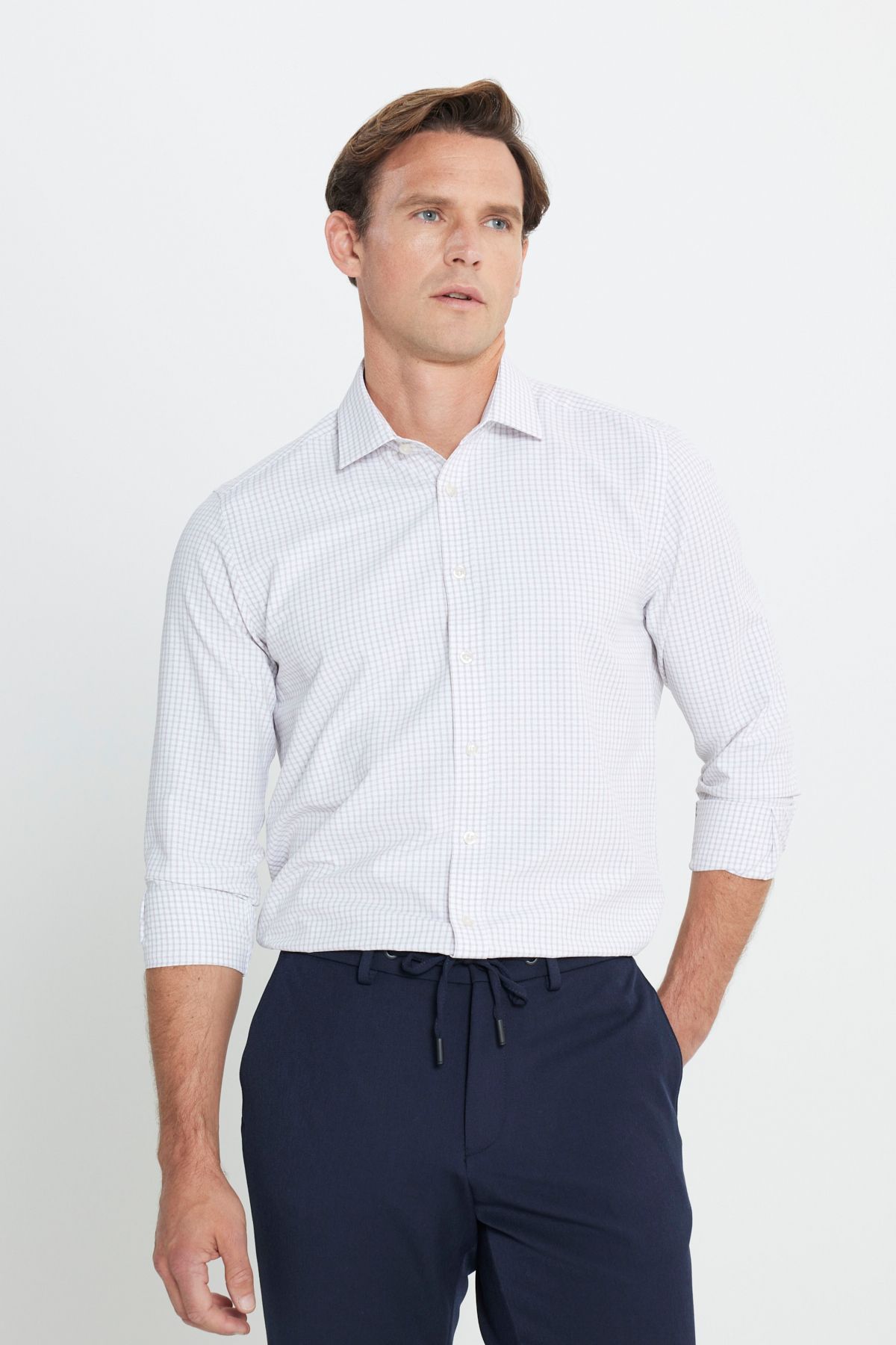Altınyıldız Classics Erkek Beyaz-Bej Pamuklu Oxford Slim Fit Dar Kesim Klasik Yaka Armürlü Gömlek