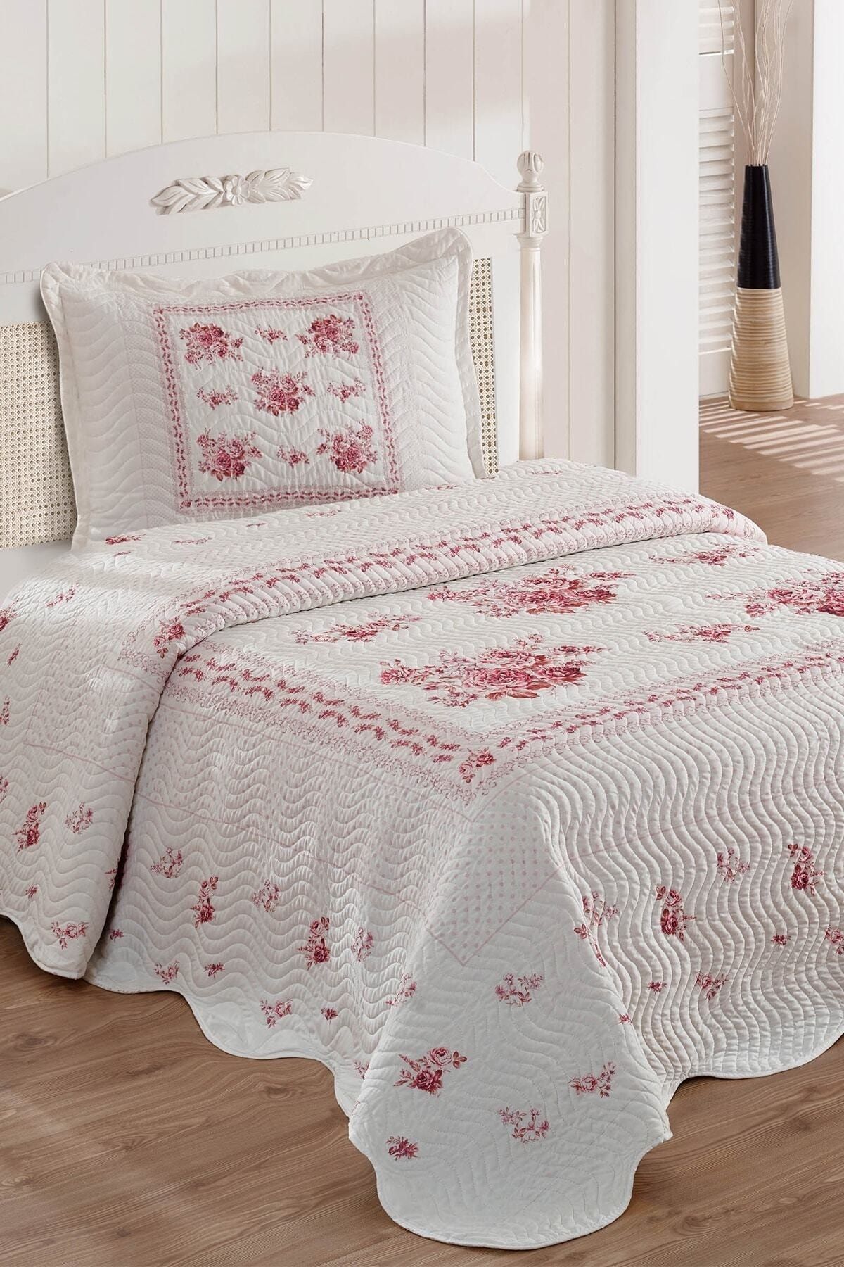 Örtüm Flower Tek Kişilik Kapitone Yatak Örtüsü - Pembe