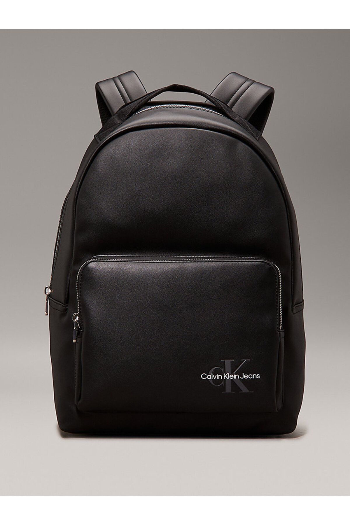 Calvin Klein Monogram Soft Campus Bp Angled 40