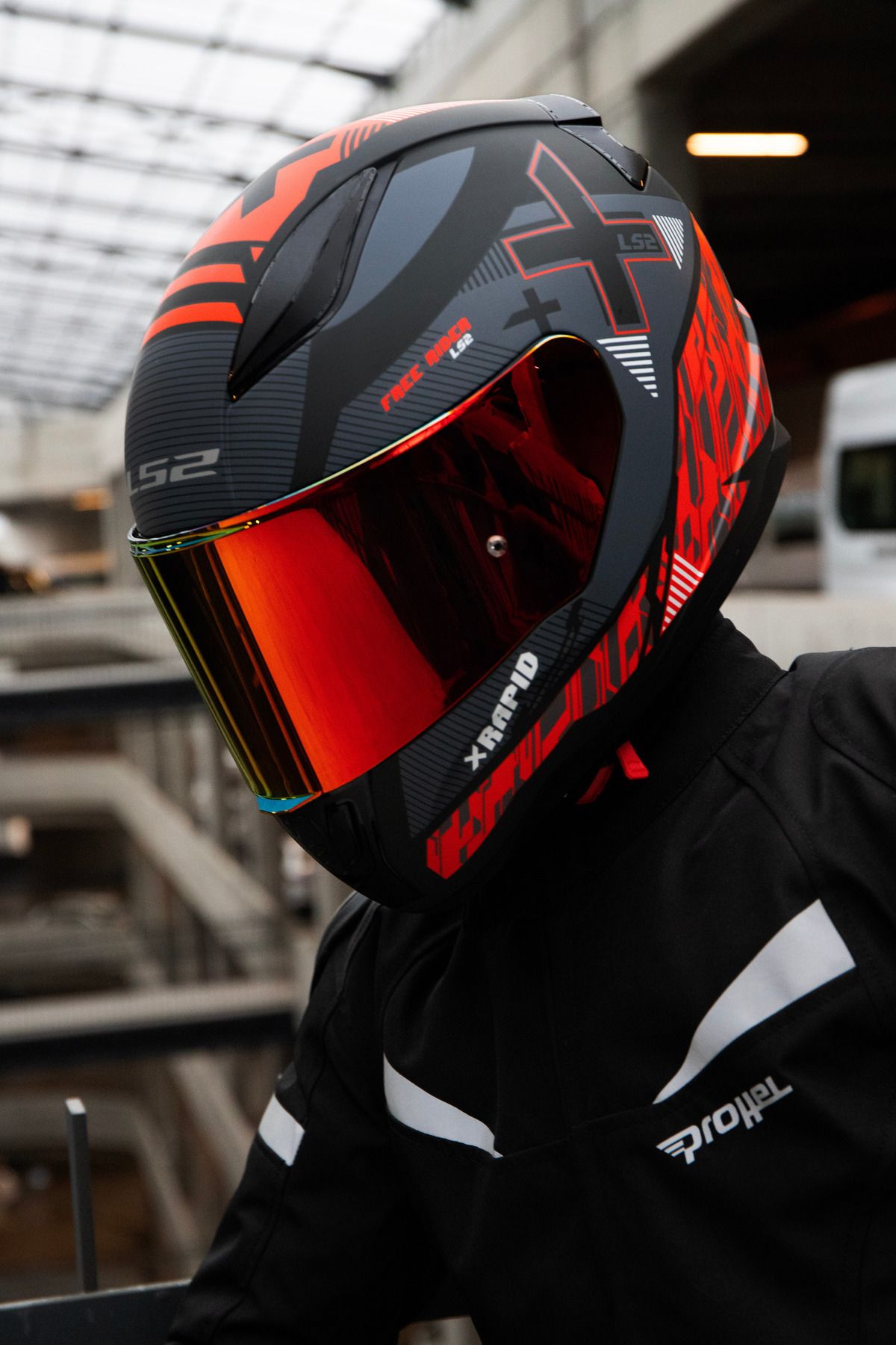 LS2 RAPID 2 XTREET MAT SİYAH-KIRMIZI KASK