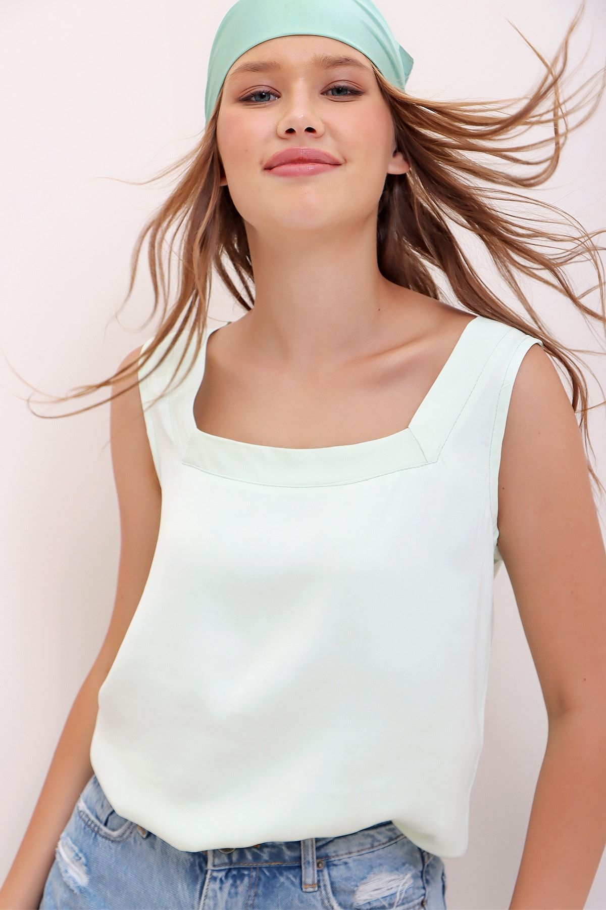 Trend Alaçatı Stili Kadın Mint Kare Yaka Dokuma Pamuklu Bluz ALC-X7076