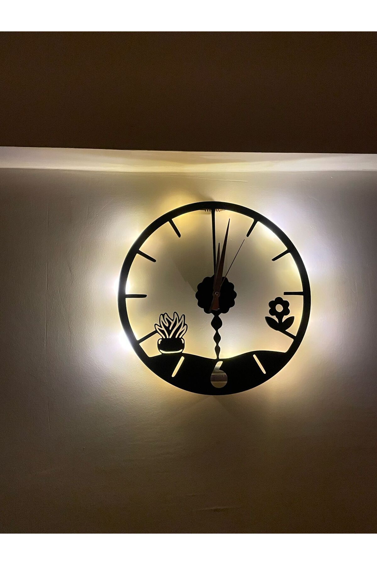 GünceDekor Led Işıklı Mutfak Duvar Saati Sessiz Dekoratif Modern Siyah Ahşap Duvar Saati 40x40cm