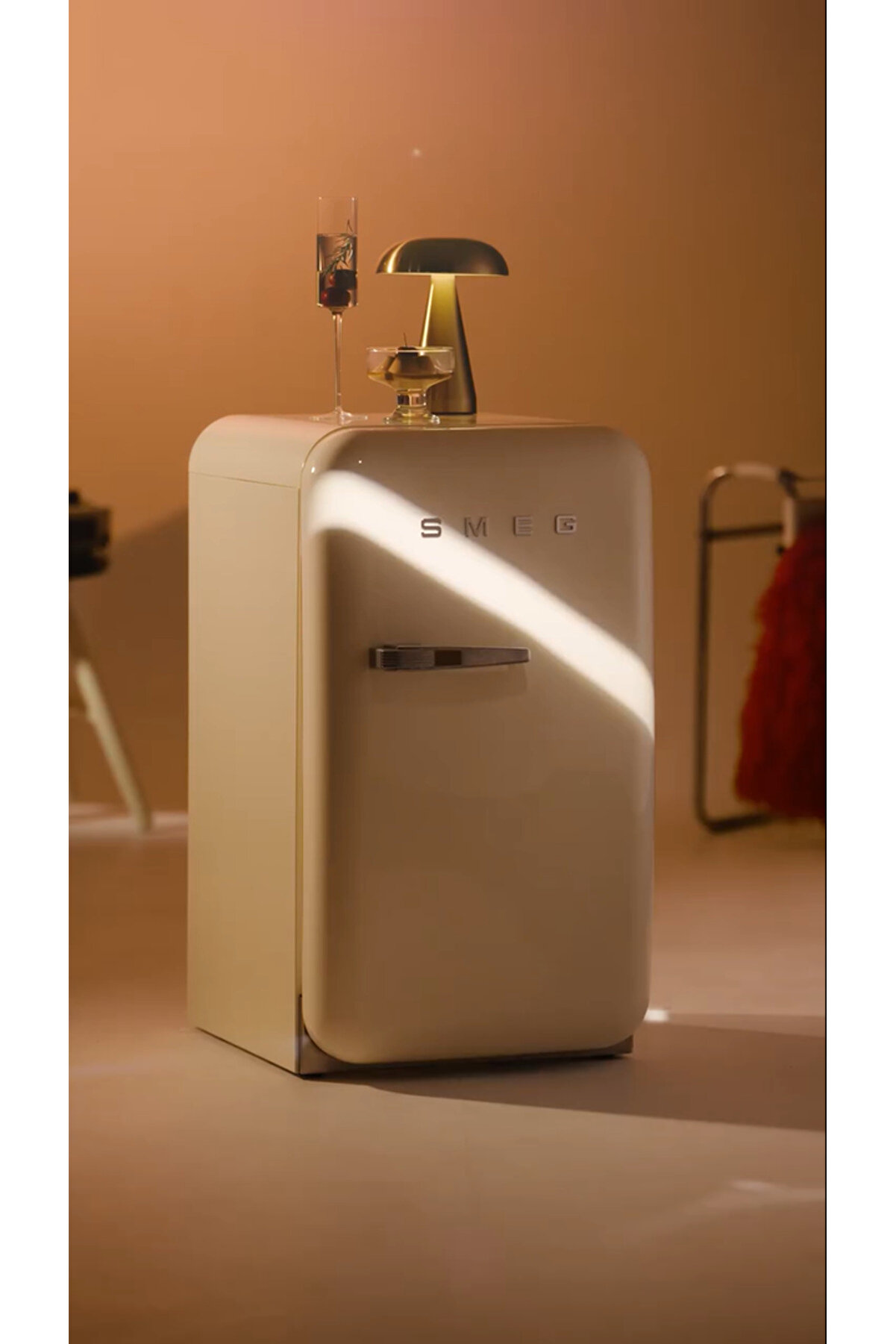 Fab5 Retmo Mini Buzdolabı Krem Sağ Menteşe