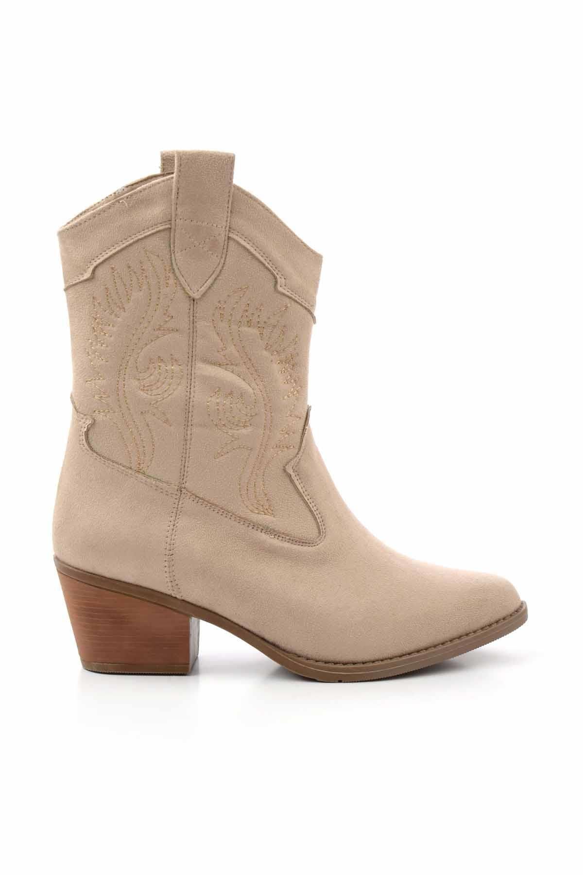 Bambi Bej Süet Kadın Bot & Bootie K02586888802