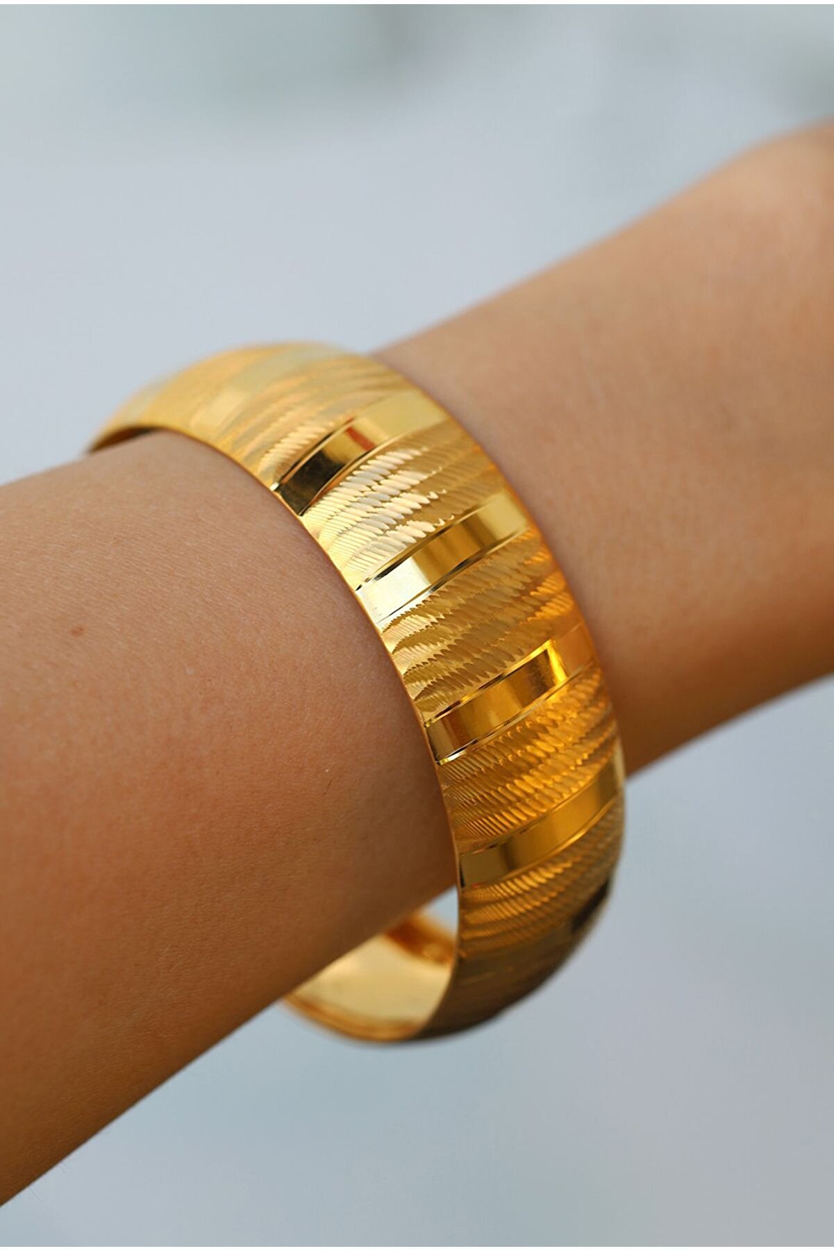 Yenigün Kuyumculuk 7,10 Gram Kalın Çizgili Altın Bilezik – Hediyelik & Yatırımlık