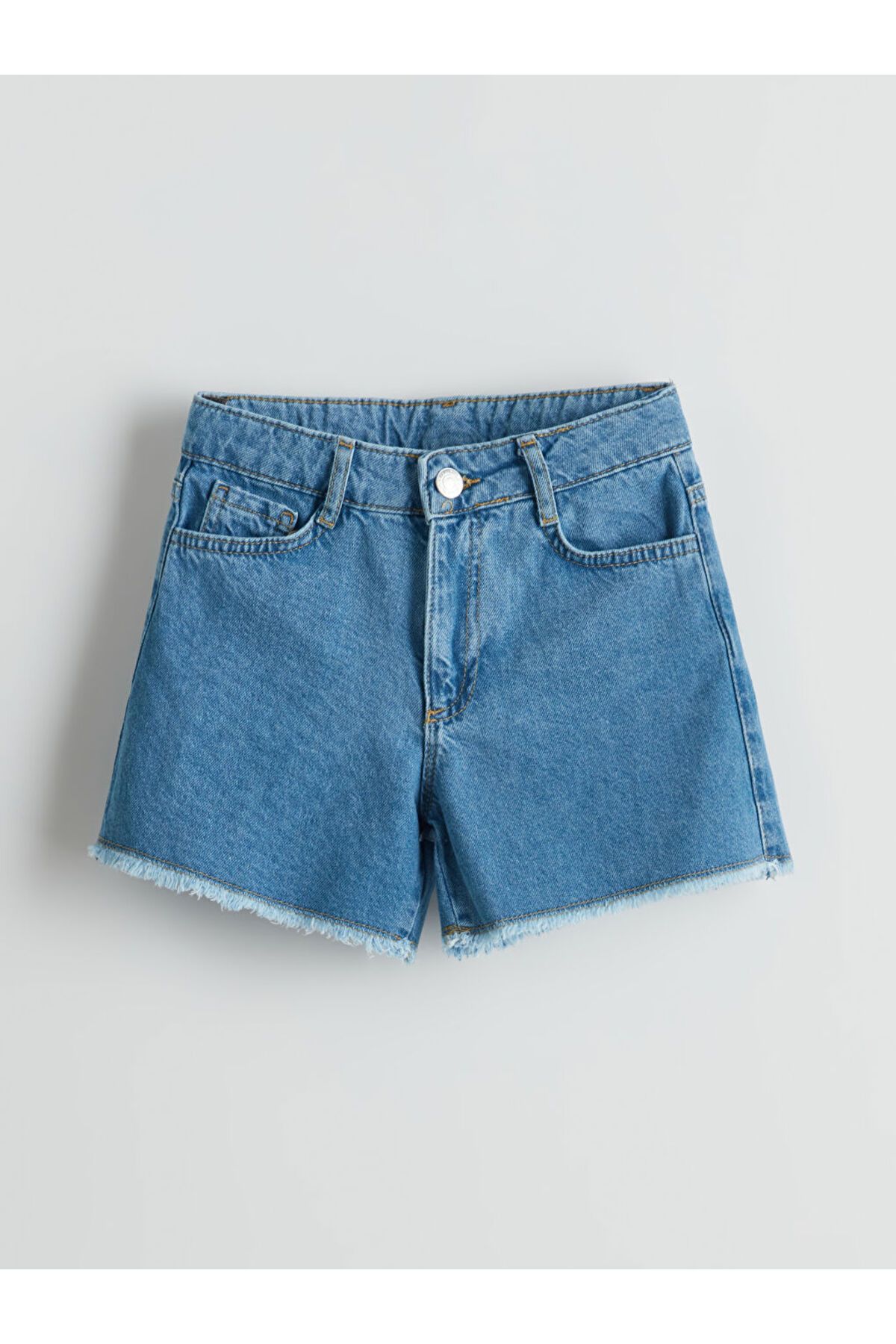 LC Waikiki Beli Ayarlanabilir Lastikli Kız Çocuk Jean Şort
