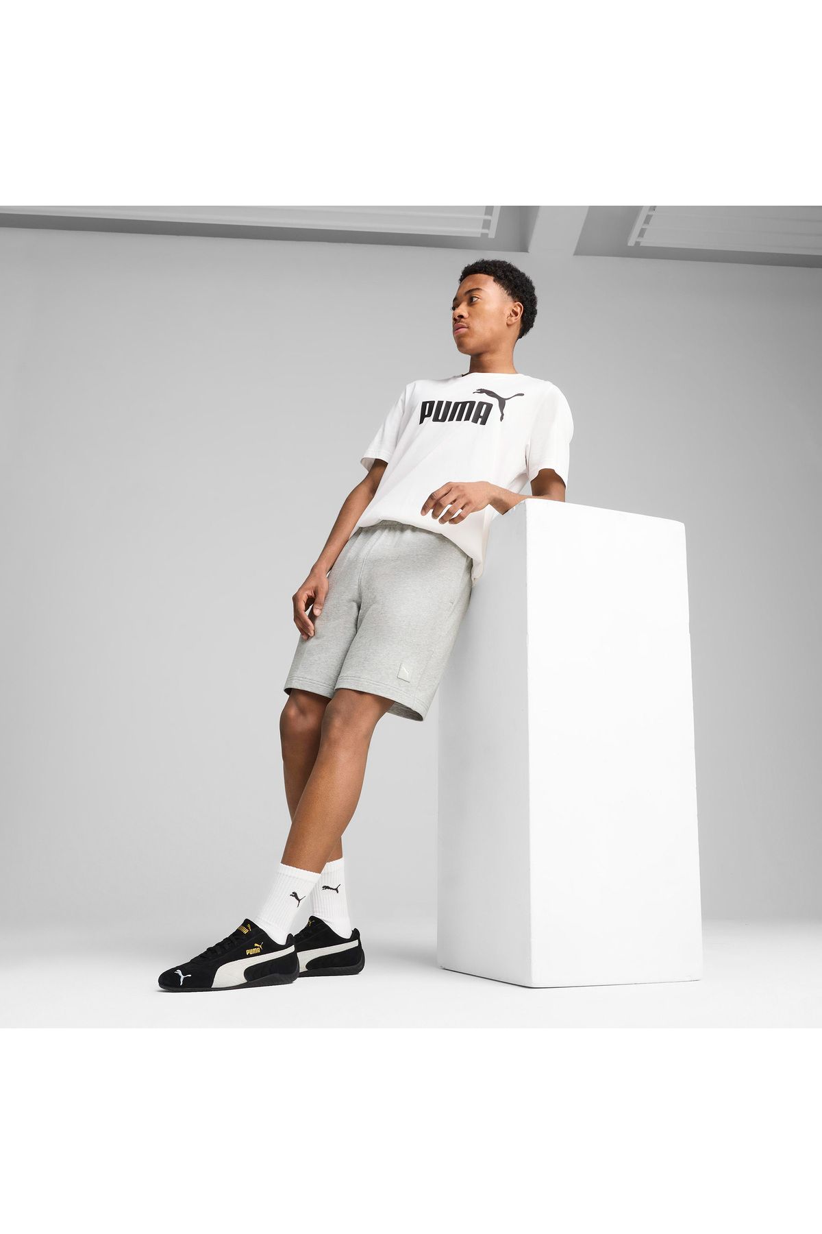 Puma Ess Elevated 9 Tr Erkek Gri Şort