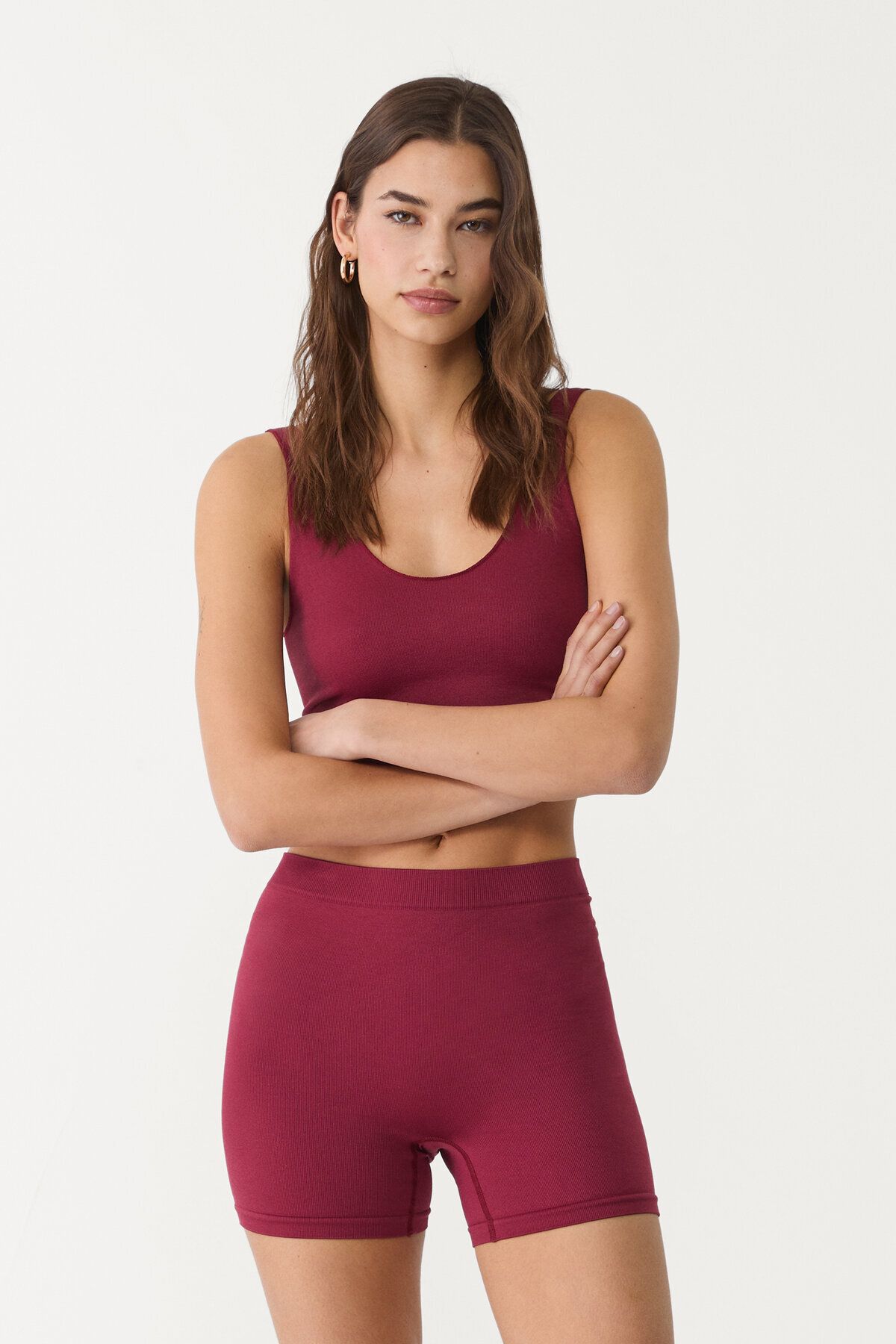 Stradivarius Basic dikişsiz şort