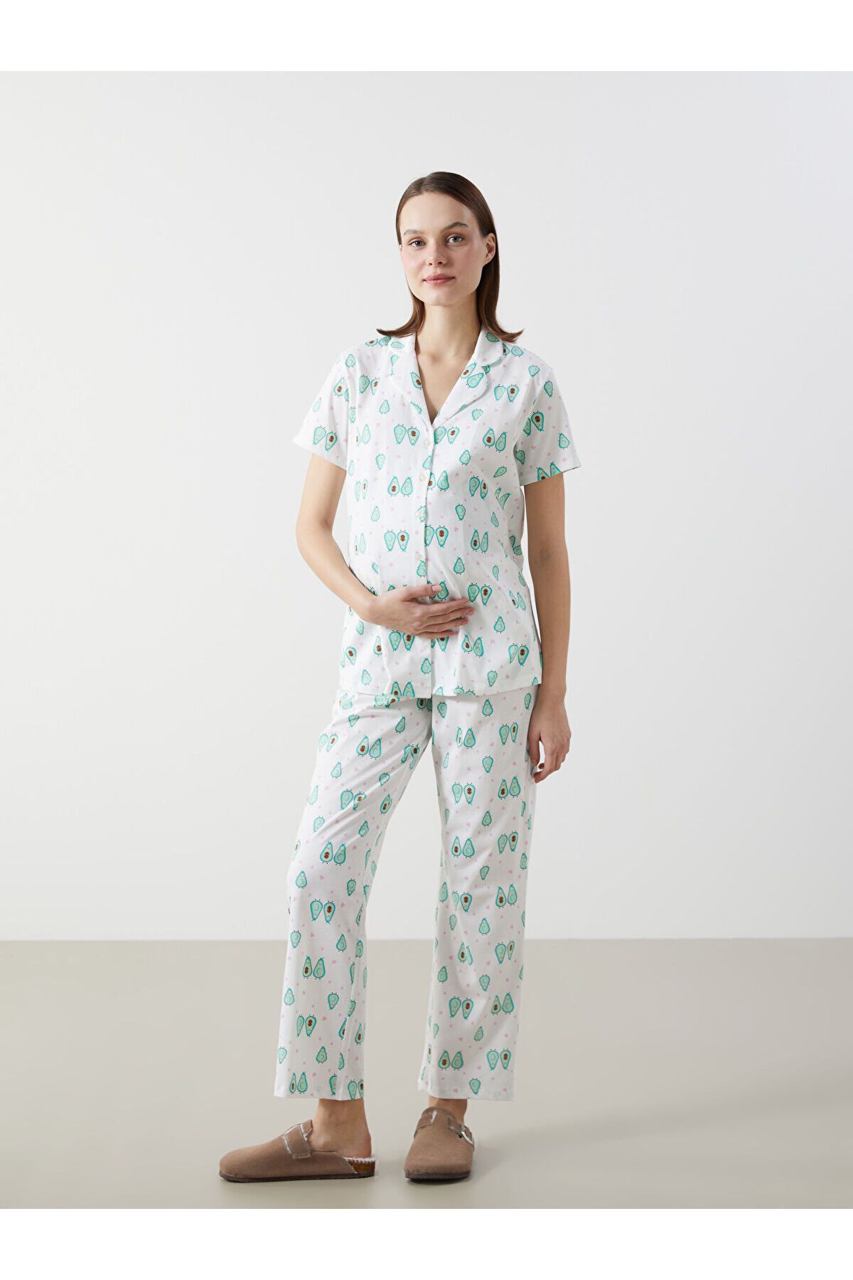 LC Waikiki LCWK Gömlek Yaka Desenli Hamile Pijama Takımı