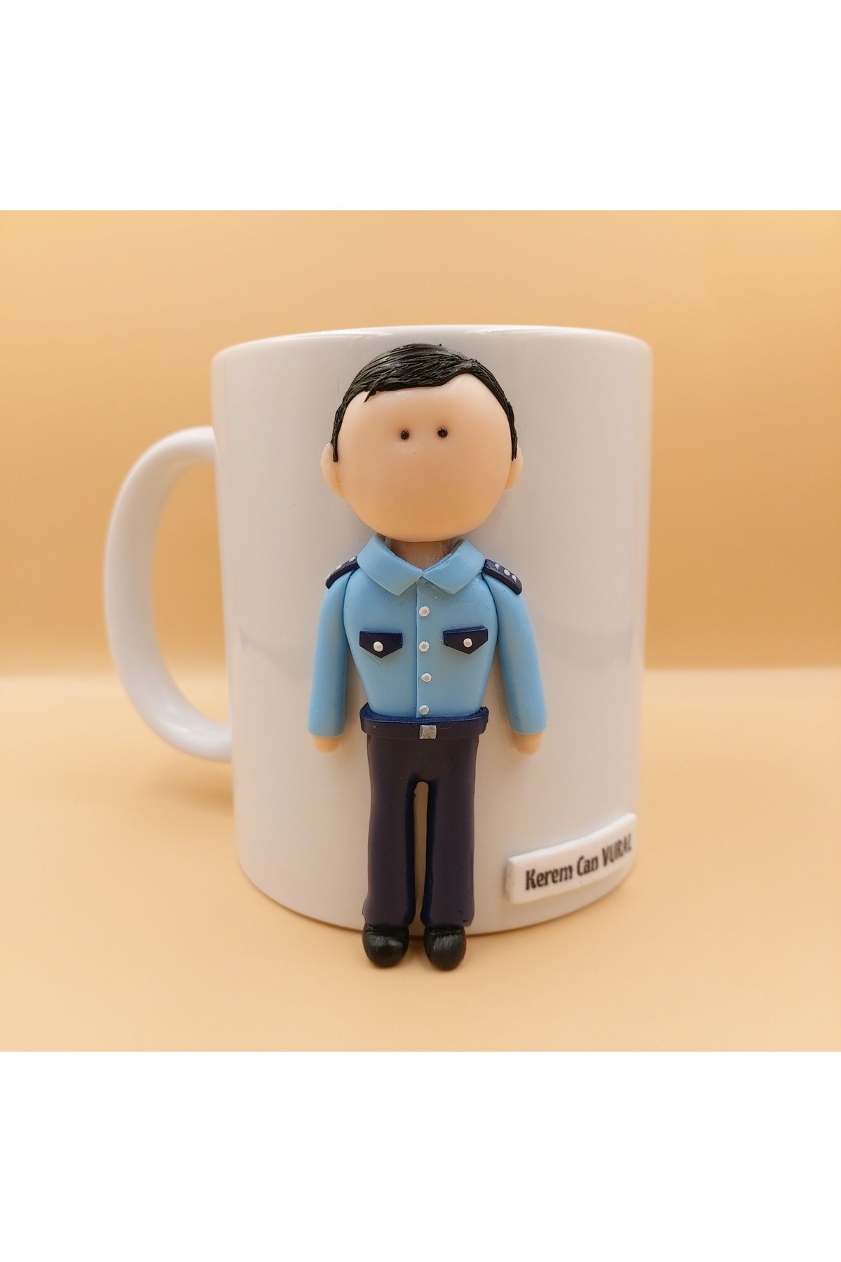 kuphane 3d Kabartma İsimli Polis Figürlü Kupa Bardak, El Yapımı 3 boyutlu Polis Hediyesi Polimer Kil Mug