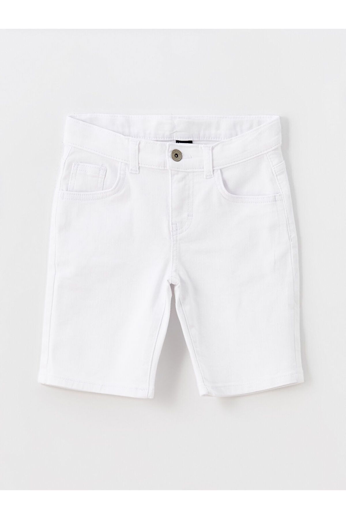 LC Waikiki LCW Basic Erkek Çocuk Şort