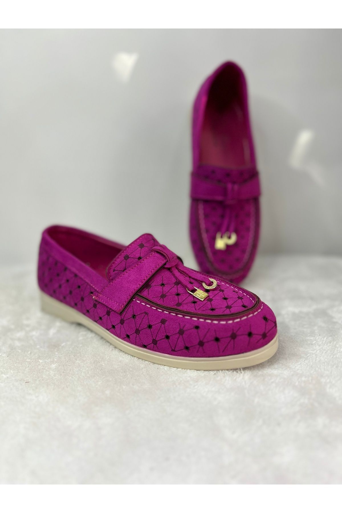 LP Telli suet loafer