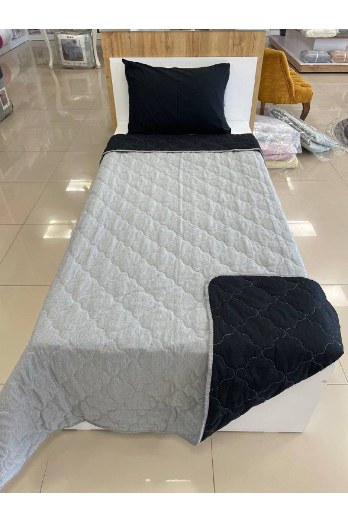 Sudem Home Collection Tek Kişilik Kapitoneli Çift Taraflı Yatak Örtüsü Takımı Genç Çocuk Odası Yatak Örtüsü Gri - Siyah
