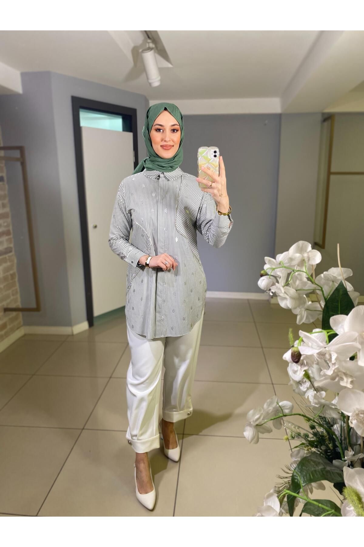 Moodbasic MOODBASİC TAŞLI ÇİZGİLİ GÖMLEK