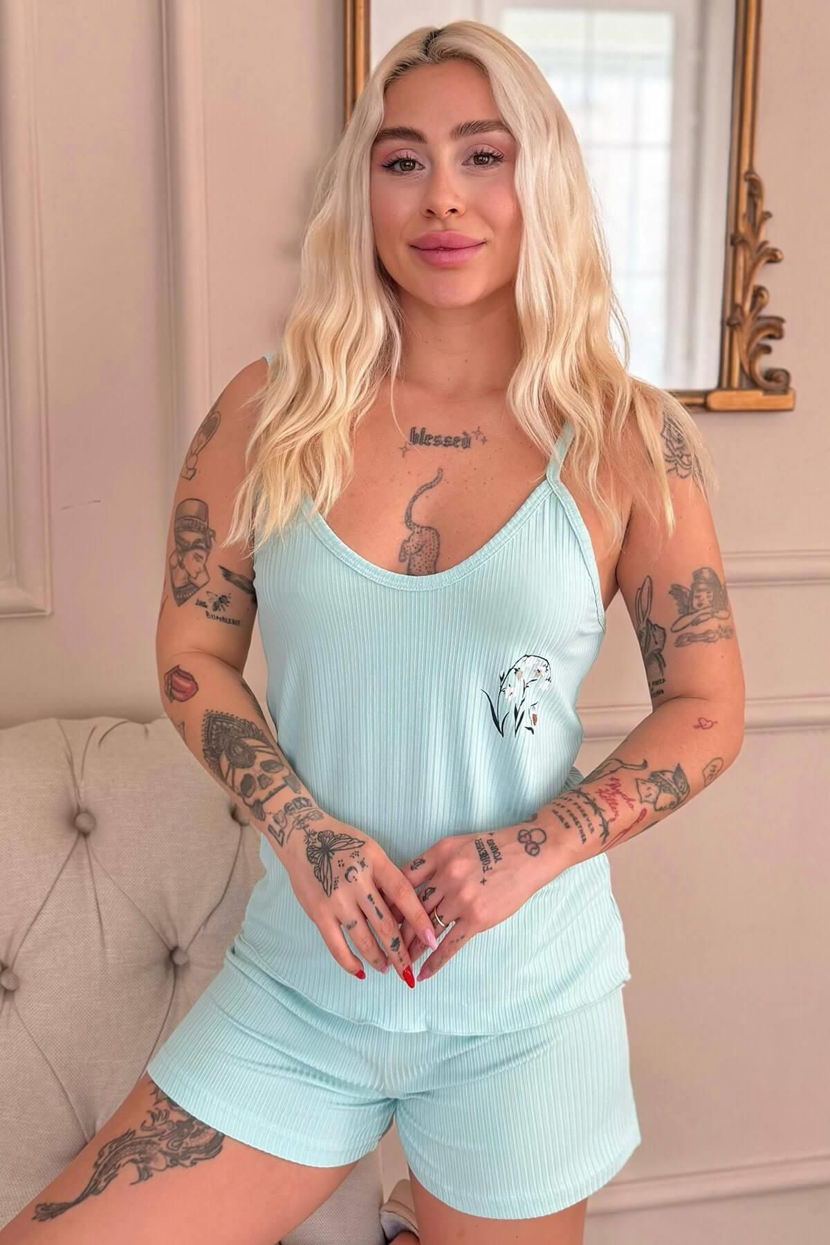 Pijamaevi Aqua Belle Fleur Desenli Örme Ip Askı Şortlu Kadın Pijama Takımı