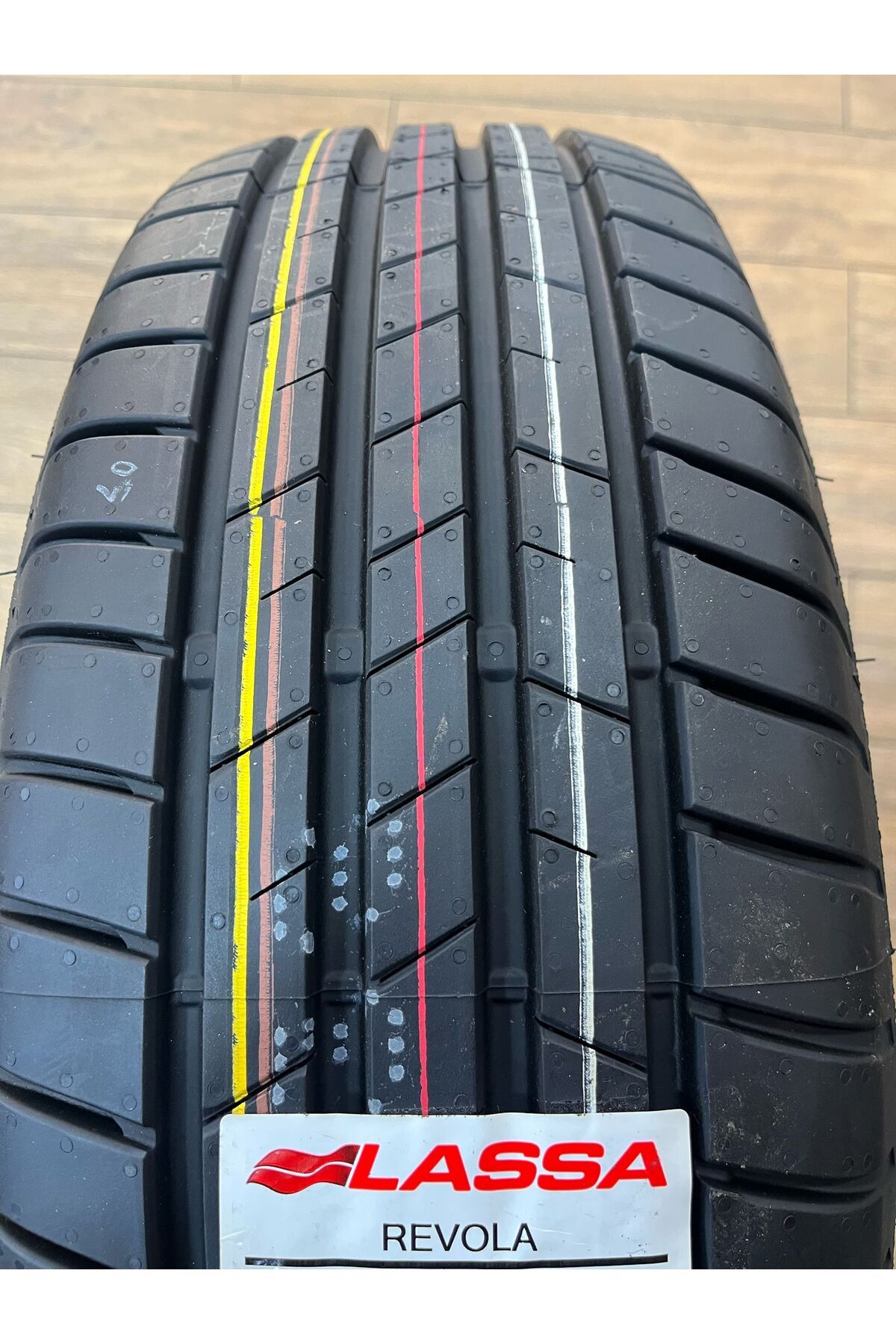 Lassa 195/65r15 91v Revola (elt ) (A/B/71DB) Yaz (2024 Üretim )