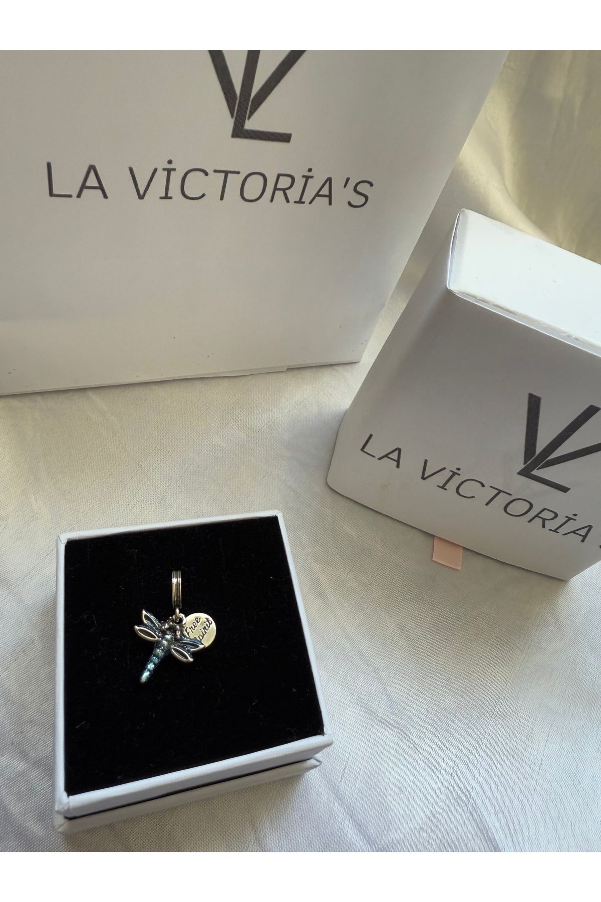 la victorias Yusufçuk Gümüş Charm’ı