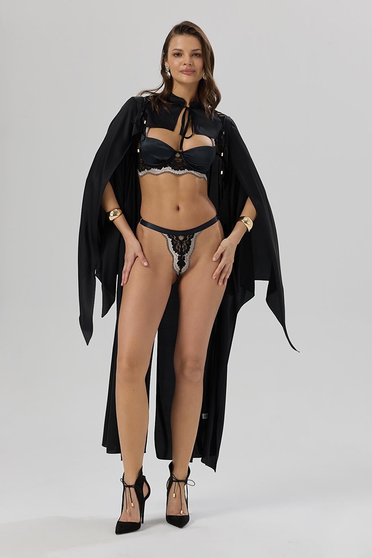 Feu De Elu Sensure Siyah Saten Tül Detaylı Uzun Sabahlık / Kimono