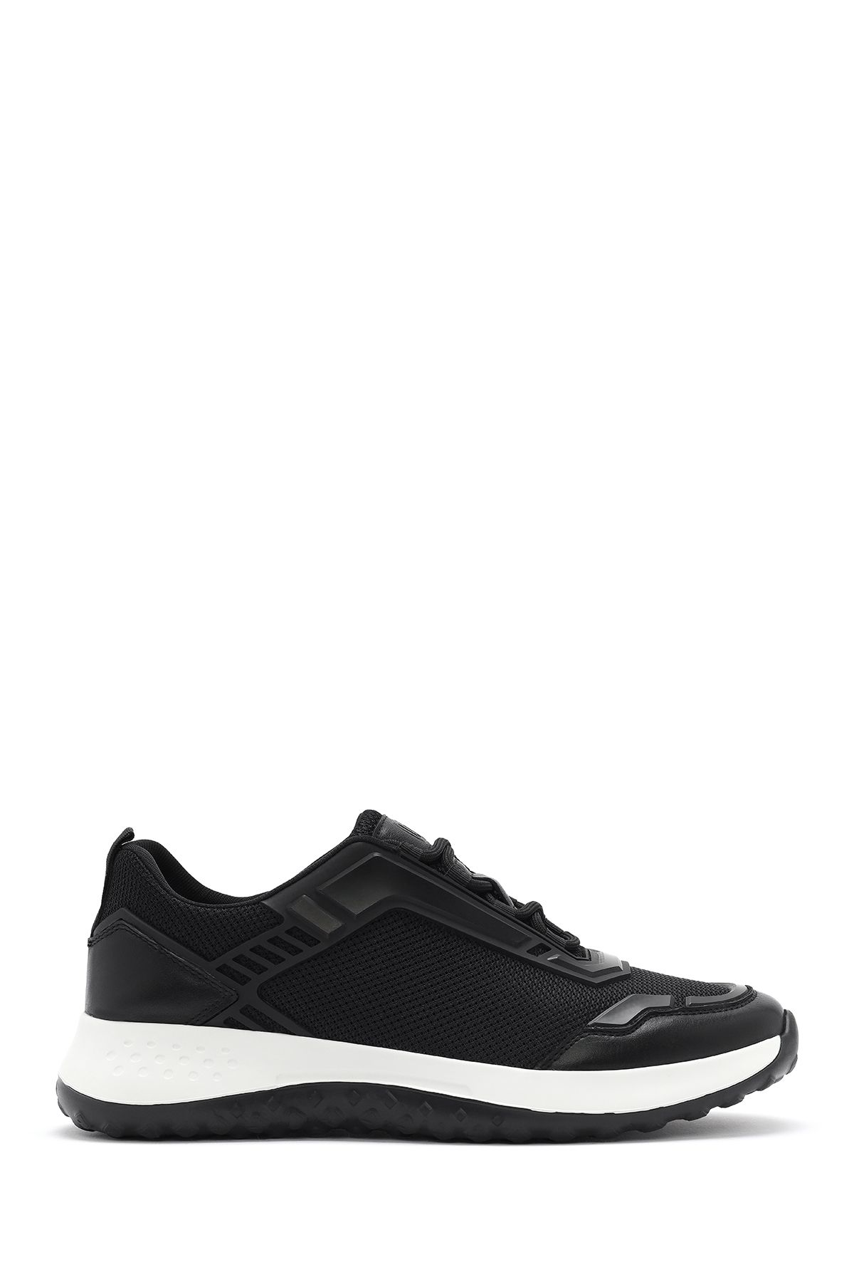 Derimod Erkek Siyah Bağcıklı Kalın Tabanlı Sneaker 25SFD69516F