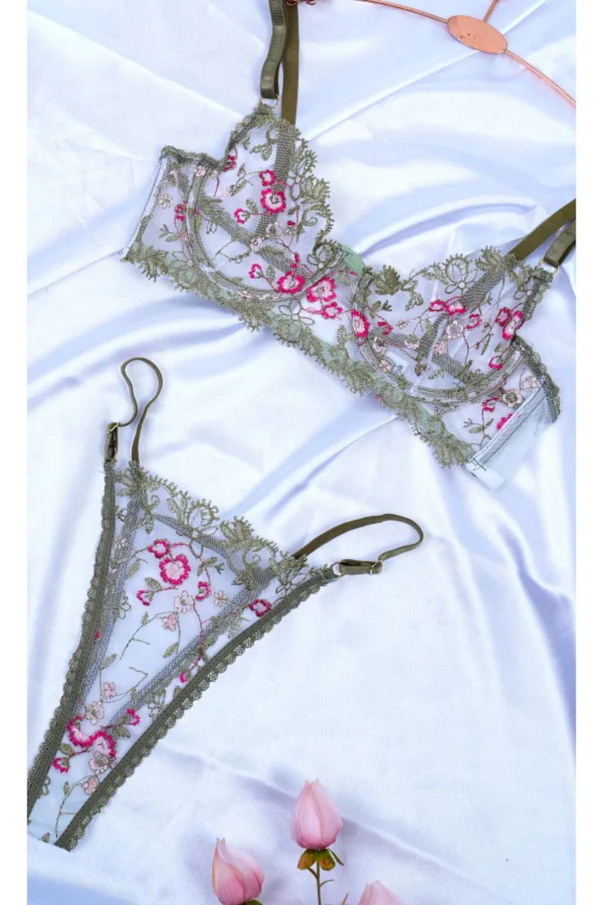 love secret Şeffaf Dantel İşlemeli Lüks Bralet takım - Sütyen & Külot Takımı - Romantik & Şık Tasarım