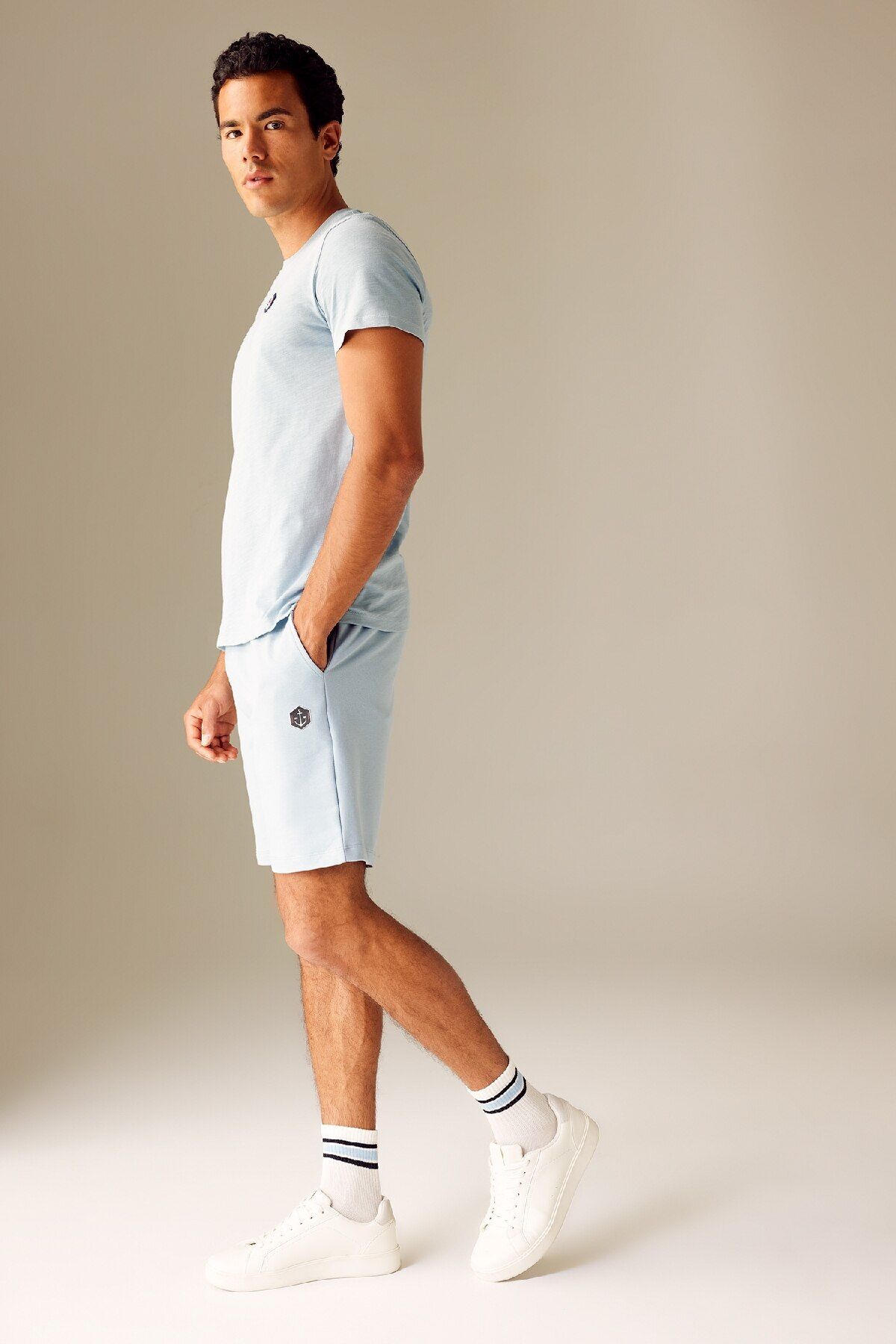 Defacto Slim Fit Dar Kesim Dar Paça Pamuklu Şort A3893ax23hs