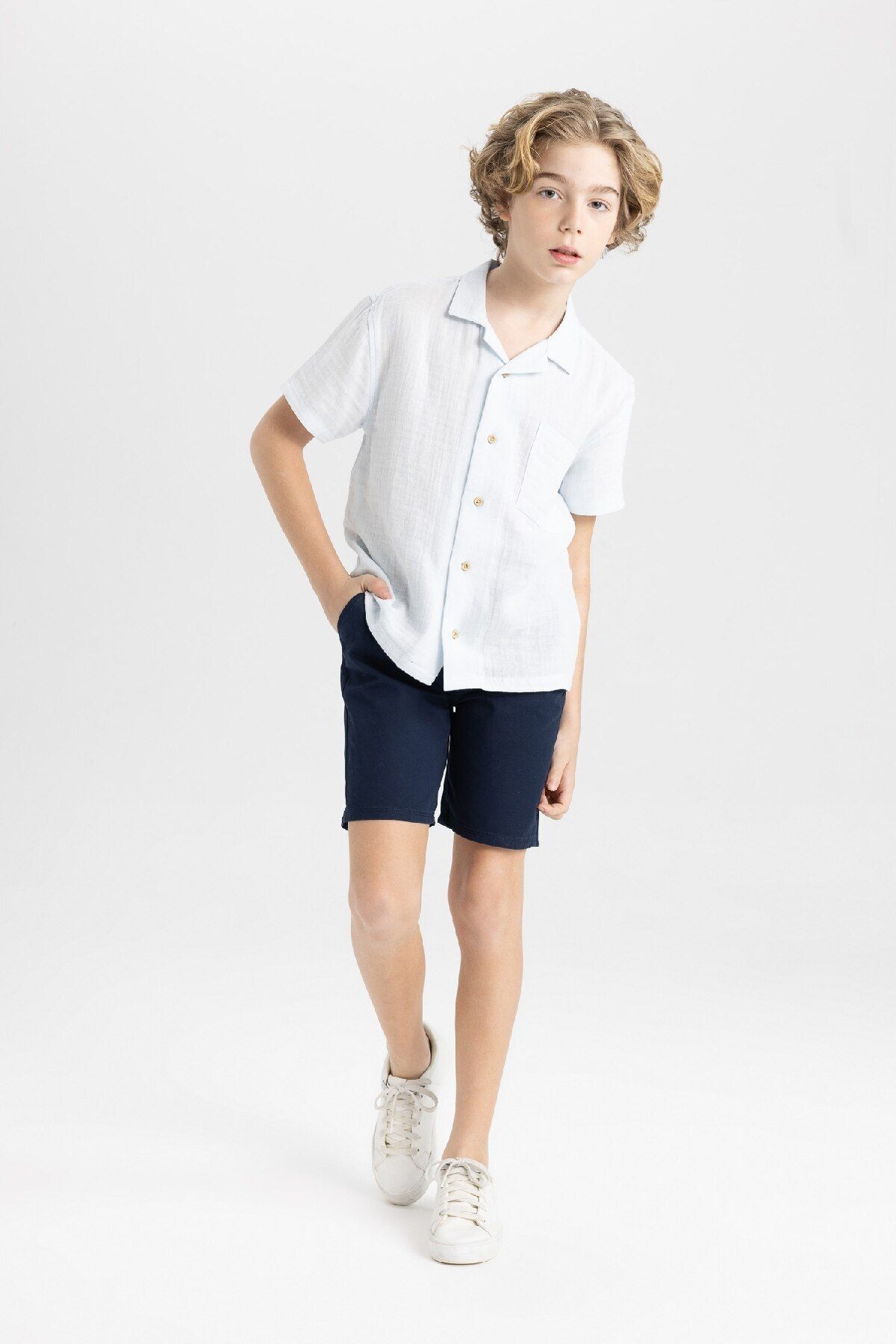 Defacto Erkek Çocuk Cepli Basic Düz Gabardin Şort C2955a824sm