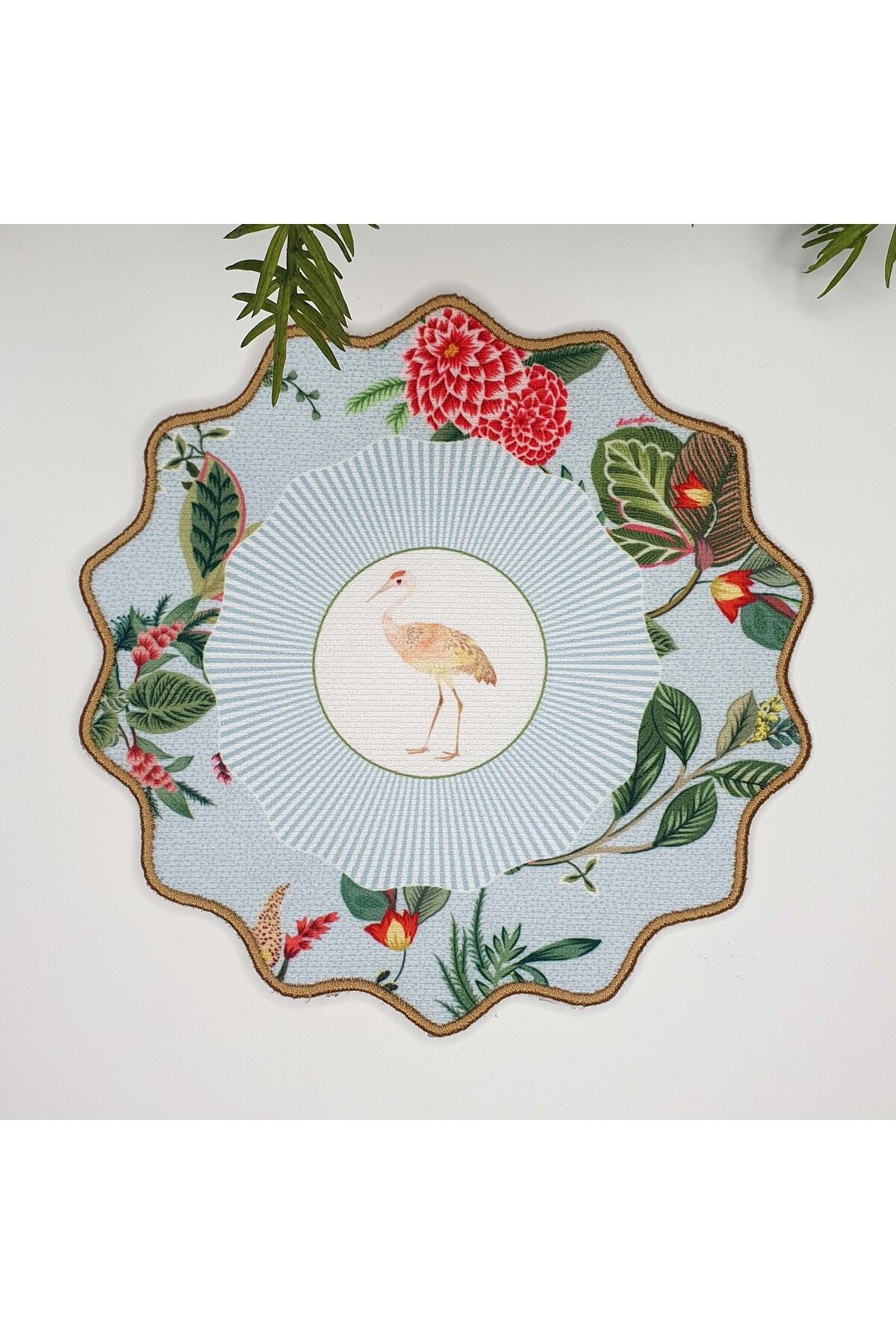 decofav Pastel Mavi Zemin Botanik Çiçekler ve Leylek Tasarımlı Nakış Kenar Kumaş Kokteyl Peçetesi 1 Adet