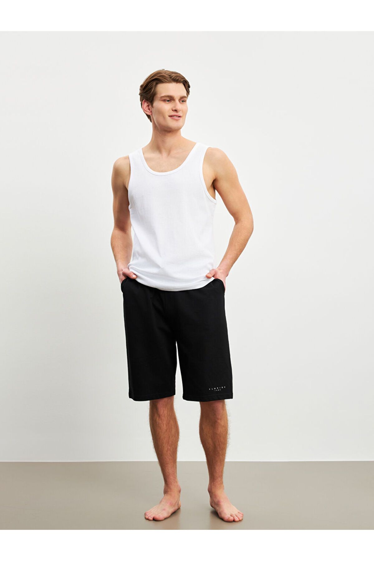 LC Waikiki Siyah Standart Kalıp Erkek Pijama Alt Şort