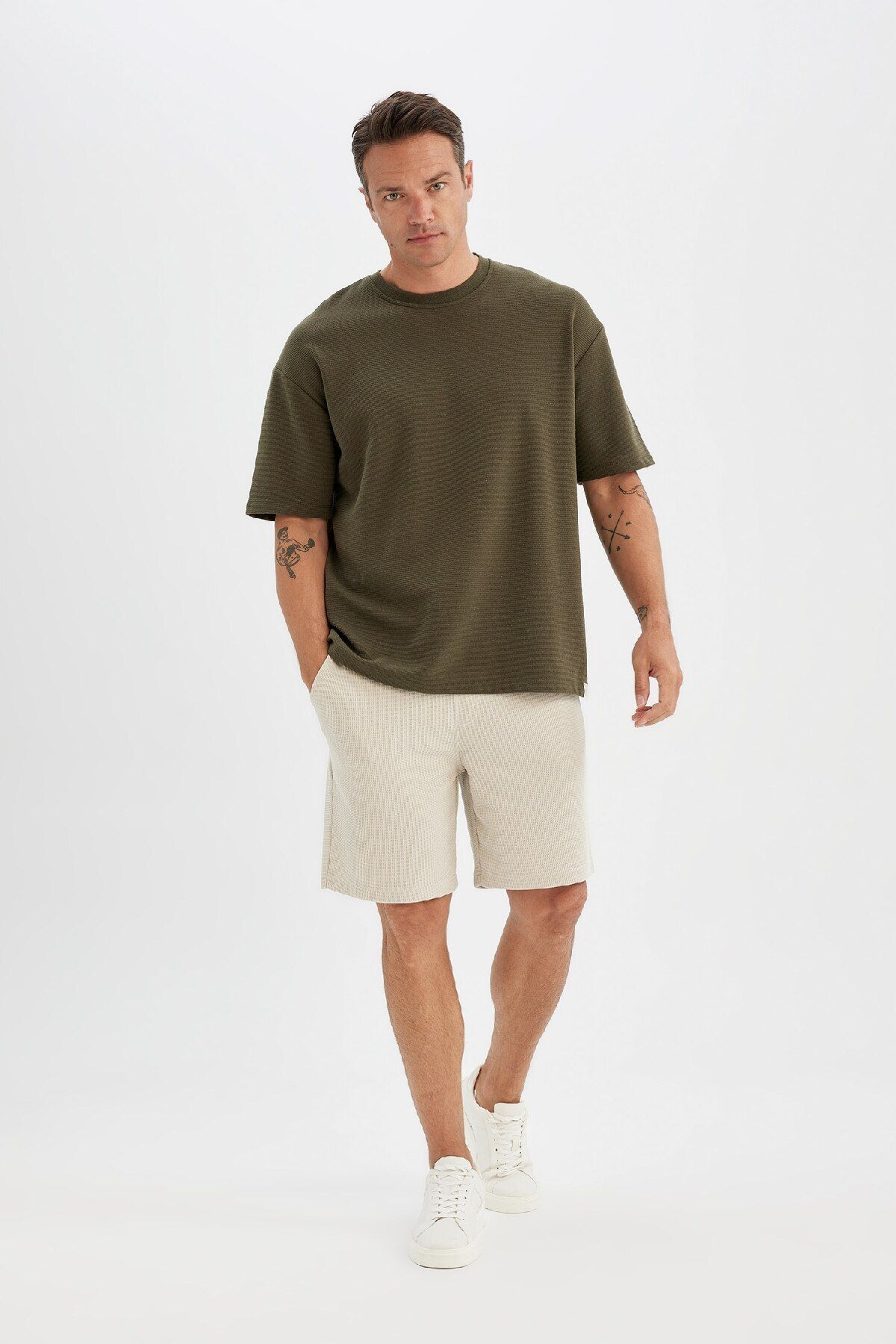 Defacto Slim Fit Dar Kesim Waffle Basic Düz Şort Z4142az24sm