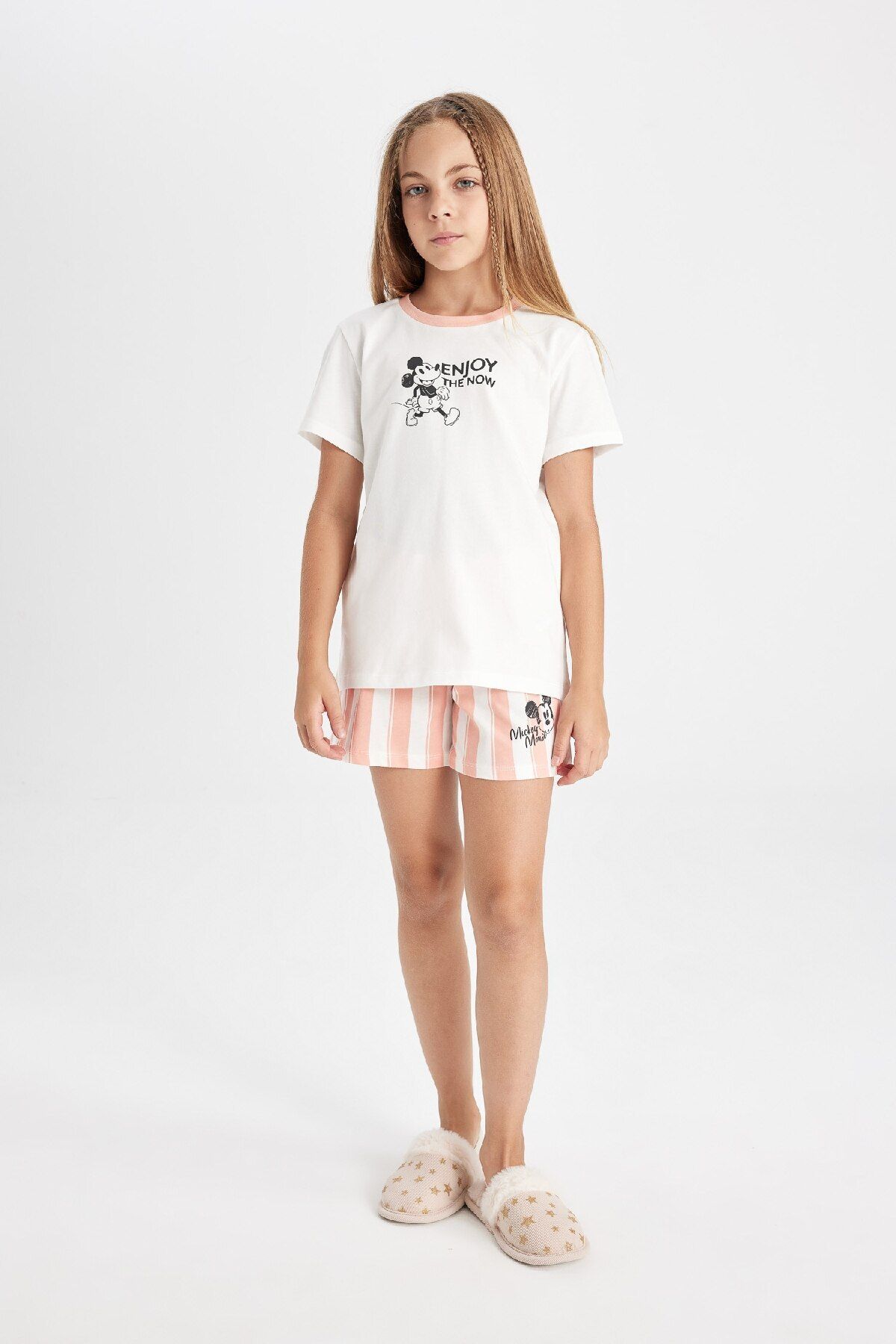 Defacto Kız Çocuk Disney Mickey & Minnie Pijama Takımı Kısa Kollu Üst Şort D2070a824sm