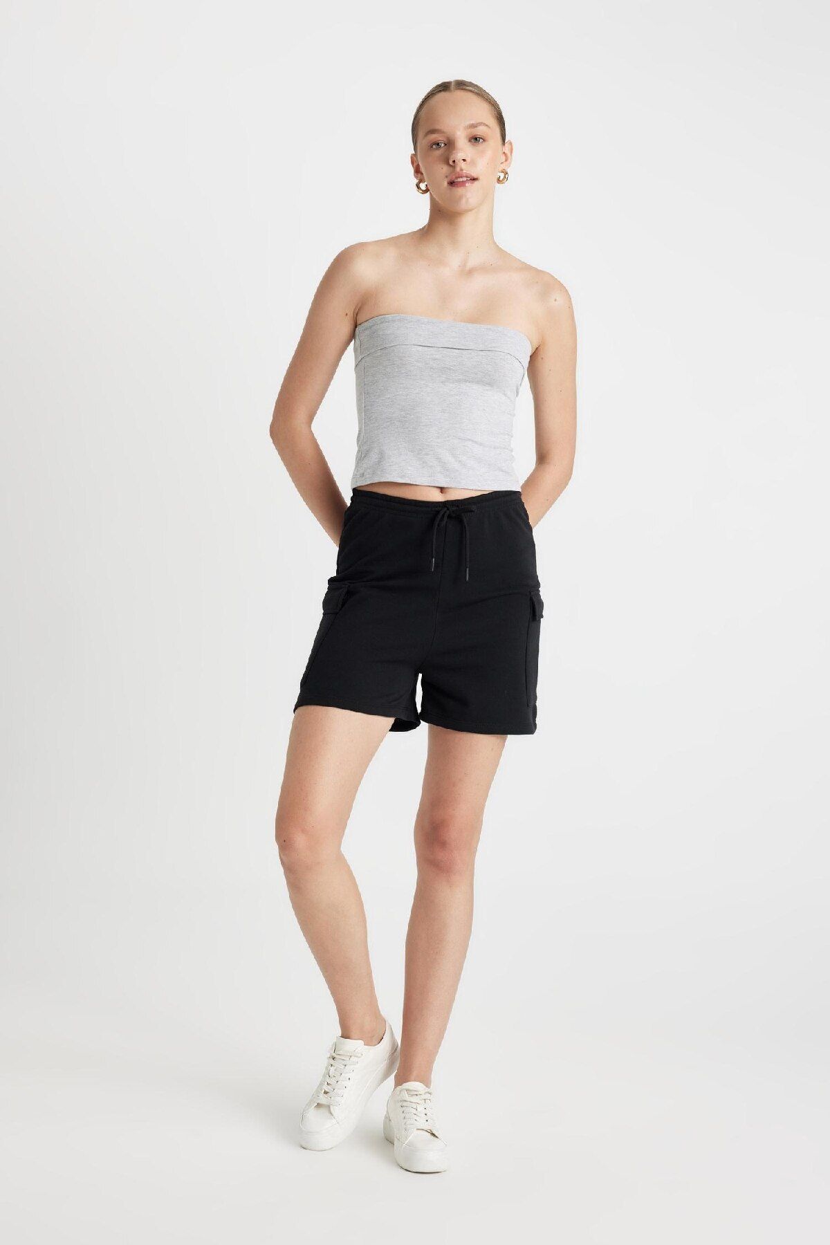 Defacto Regular Fit Düz Paça Şort Y0102AZ24SM