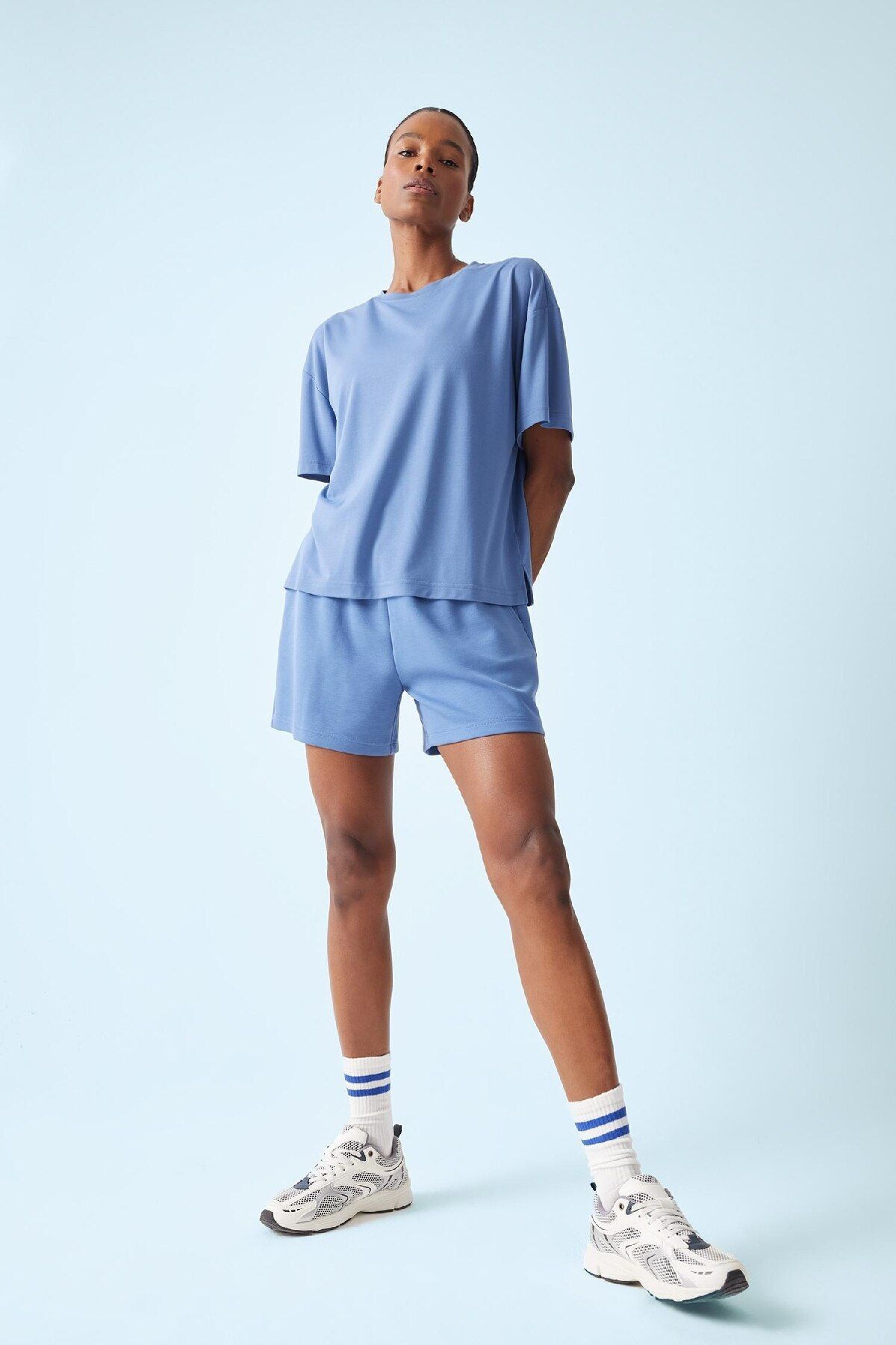 Defacto DeFactoFit Standart Fit Kısa Paça Sporcu Modal Şort C0467AX25SM