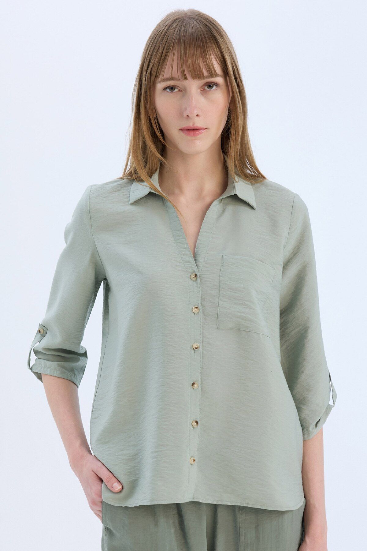 Defacto Regular Fit Basic Düz Uzun Kollu Gömlek M9407az25sp
