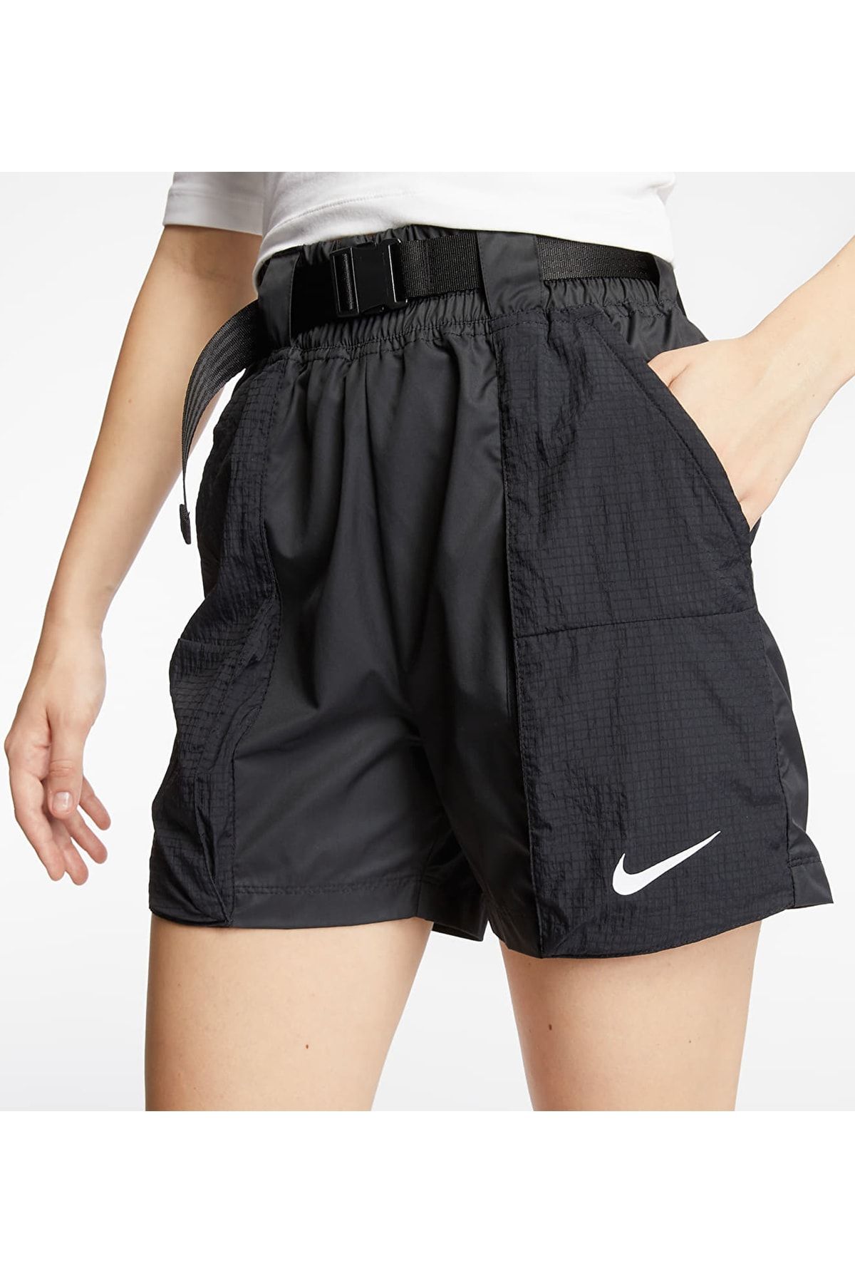 Nike Şort Kadın Siyah Sportswear Swoosh Women's Woven Shorts - Black Dd2095-010