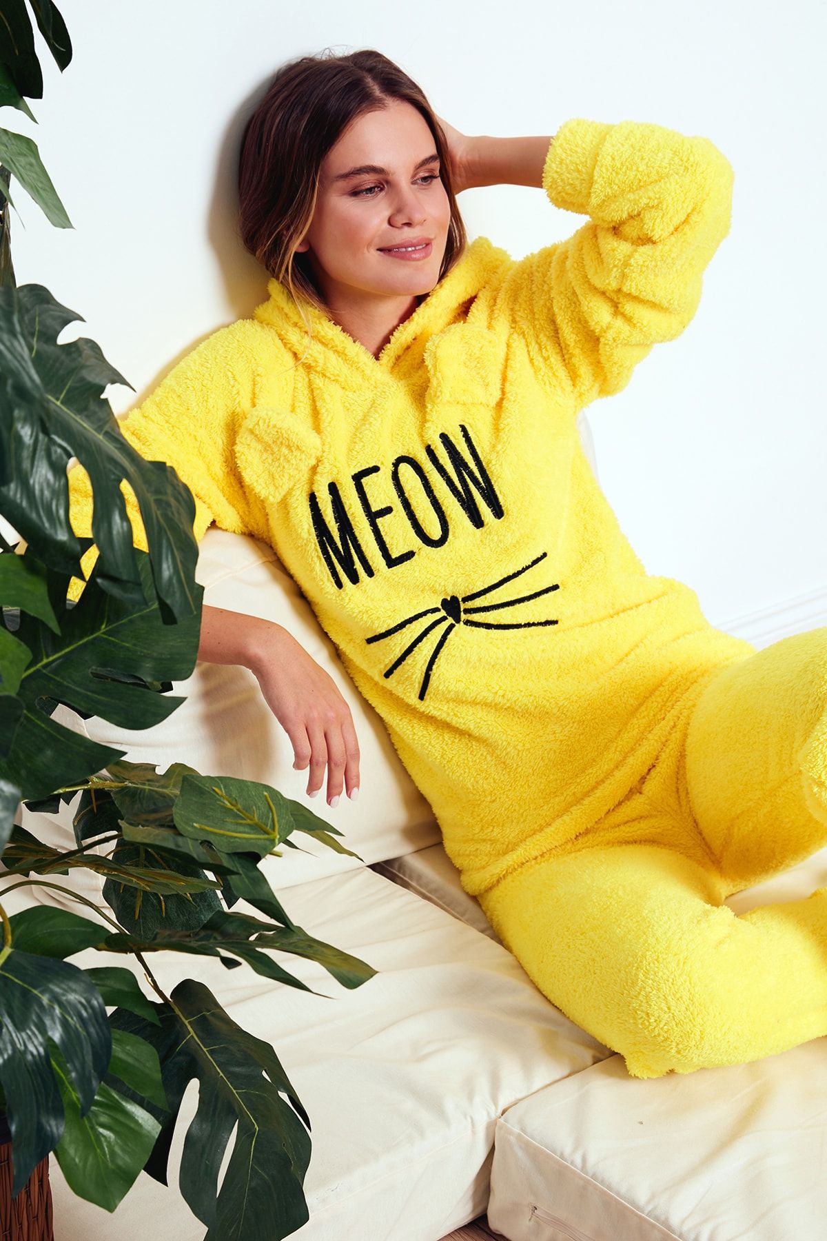 Lela Kapüşonlu Elastik Bantlı Peluş Pijama Takımı 6094130